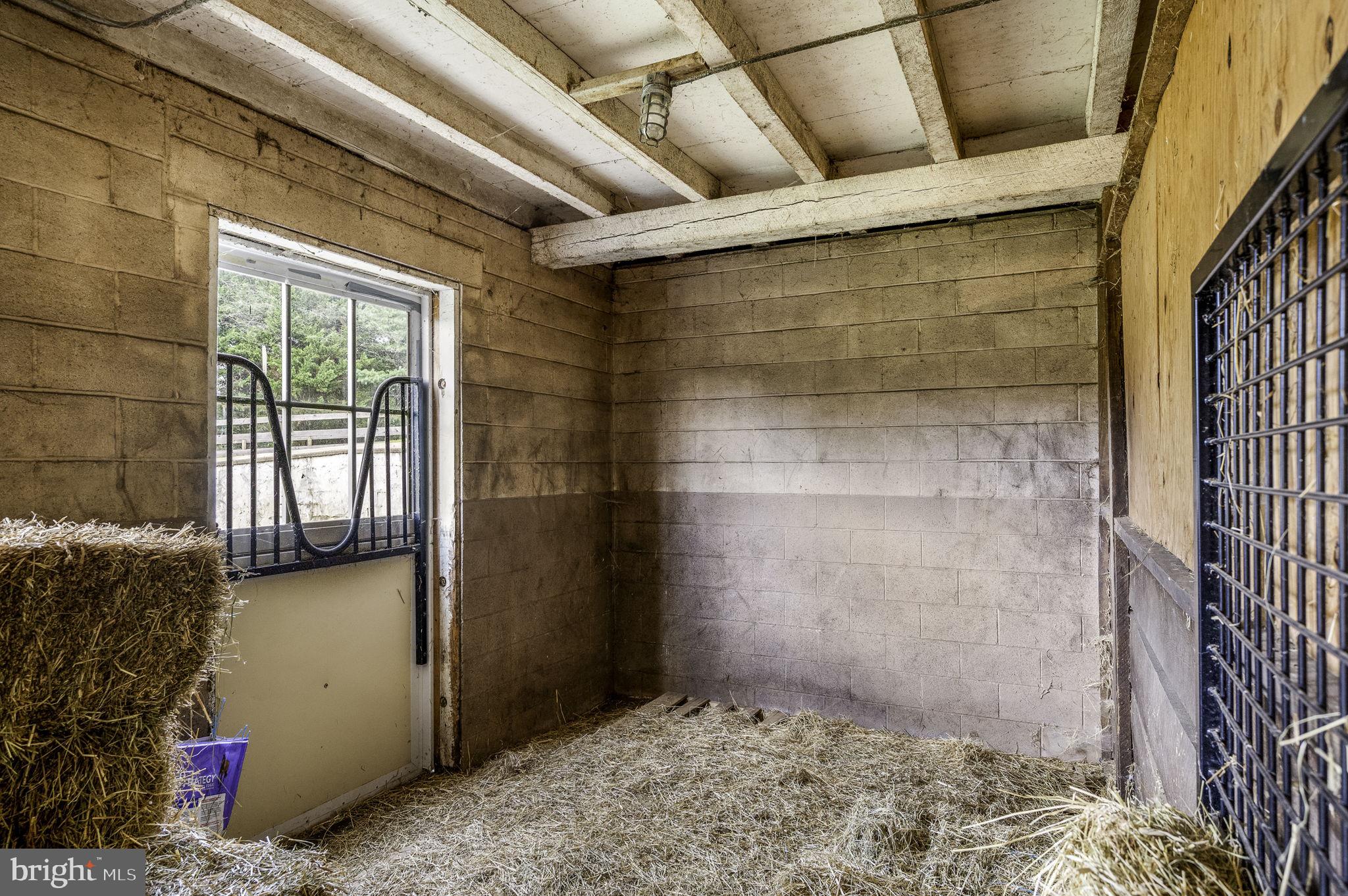 PICKERING HILL - Residential