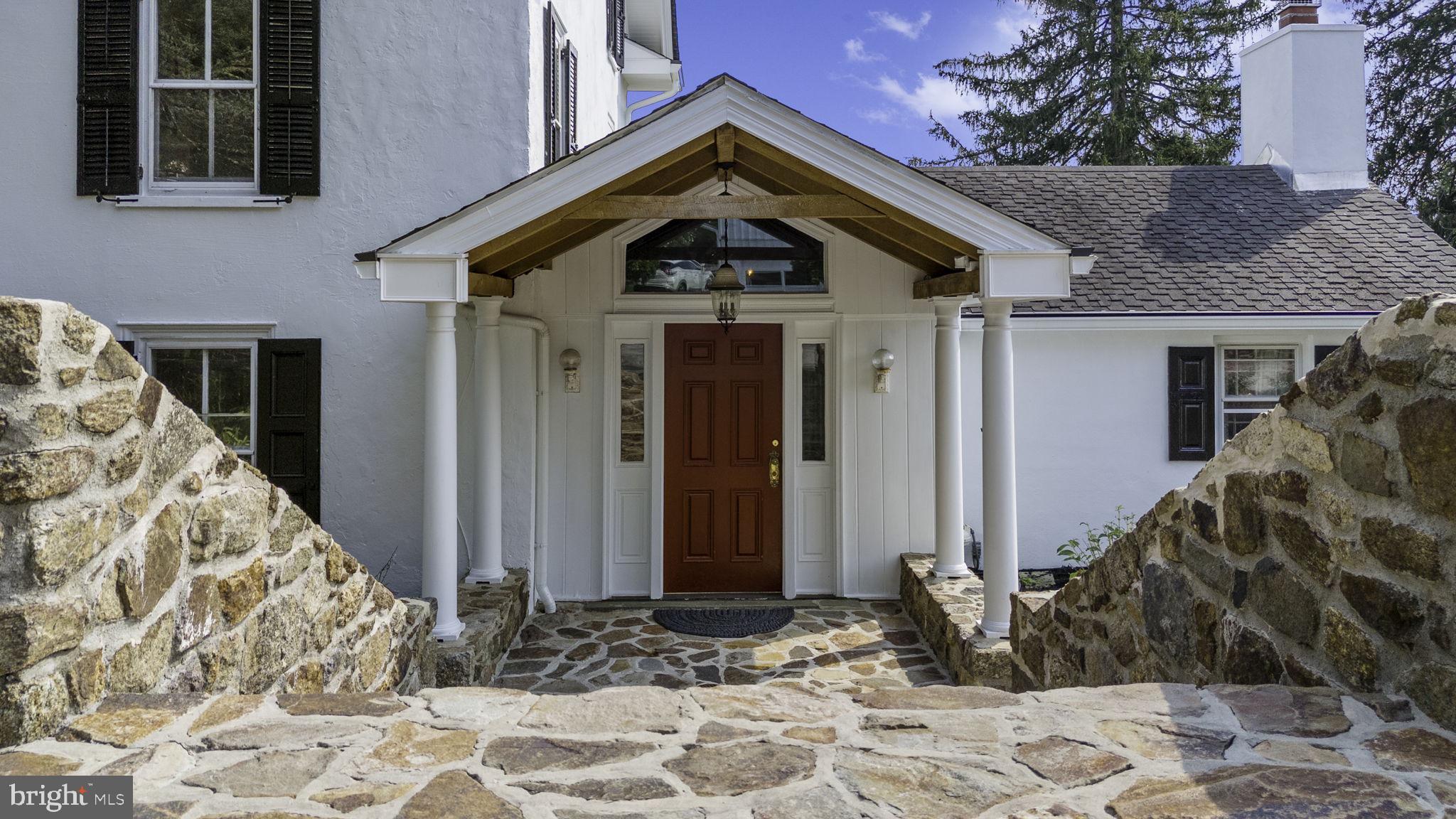 PICKERING HILL - Residential