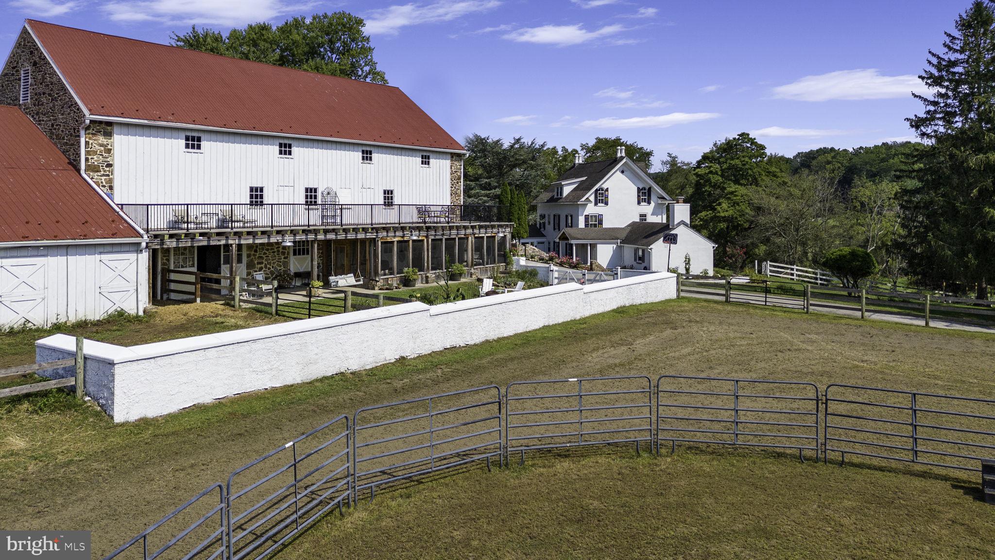 PICKERING HILL - Residential