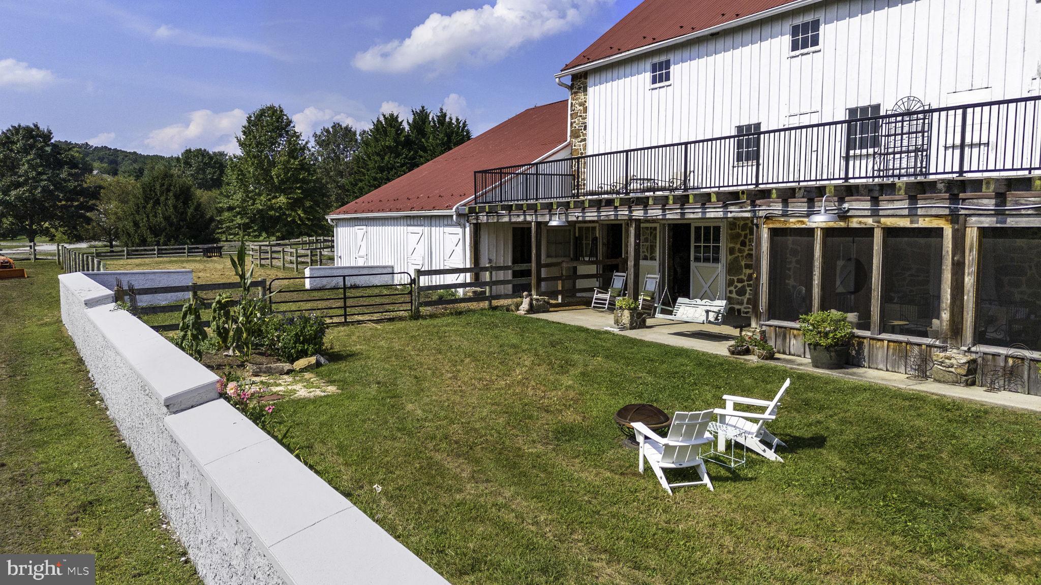 PICKERING HILL - Residential