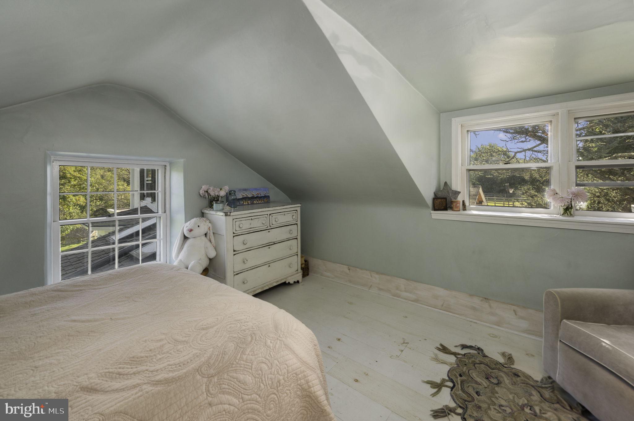 PICKERING HILL - Residential