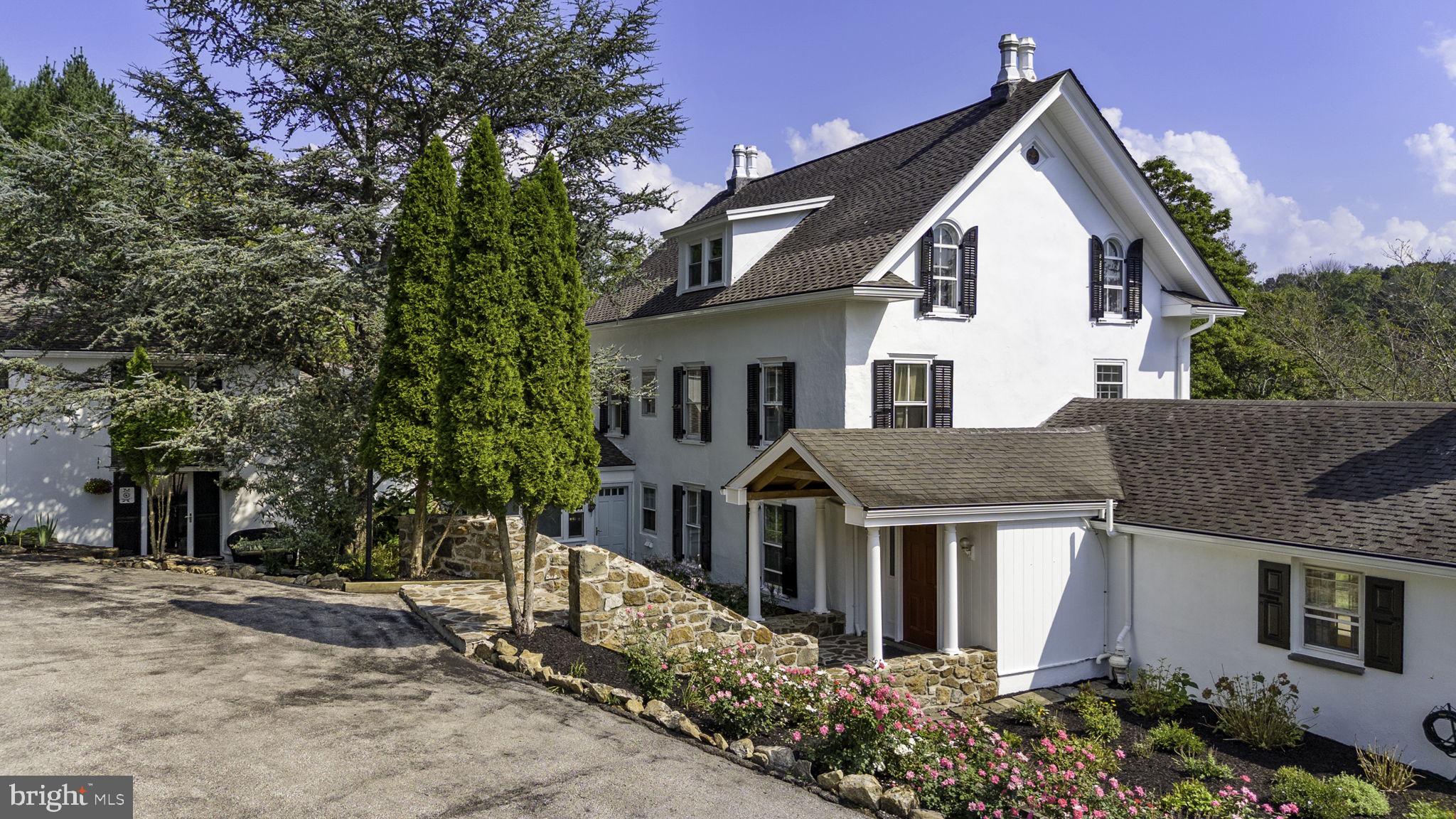PICKERING HILL - Residential