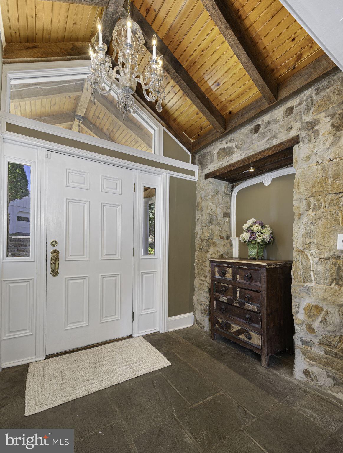 PICKERING HILL - Residential