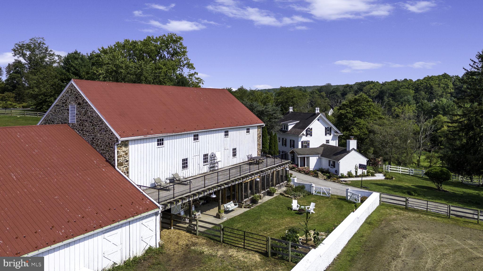 PICKERING HILL - Residential