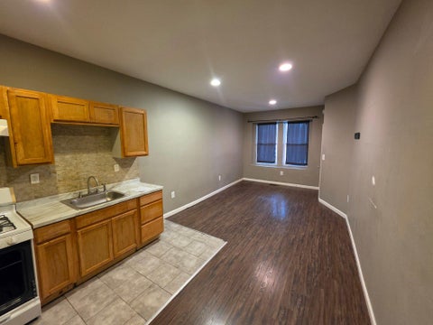 Multifamily For Sale - 3520 11th Street<br/> PHILADELPHIA, PA 19140