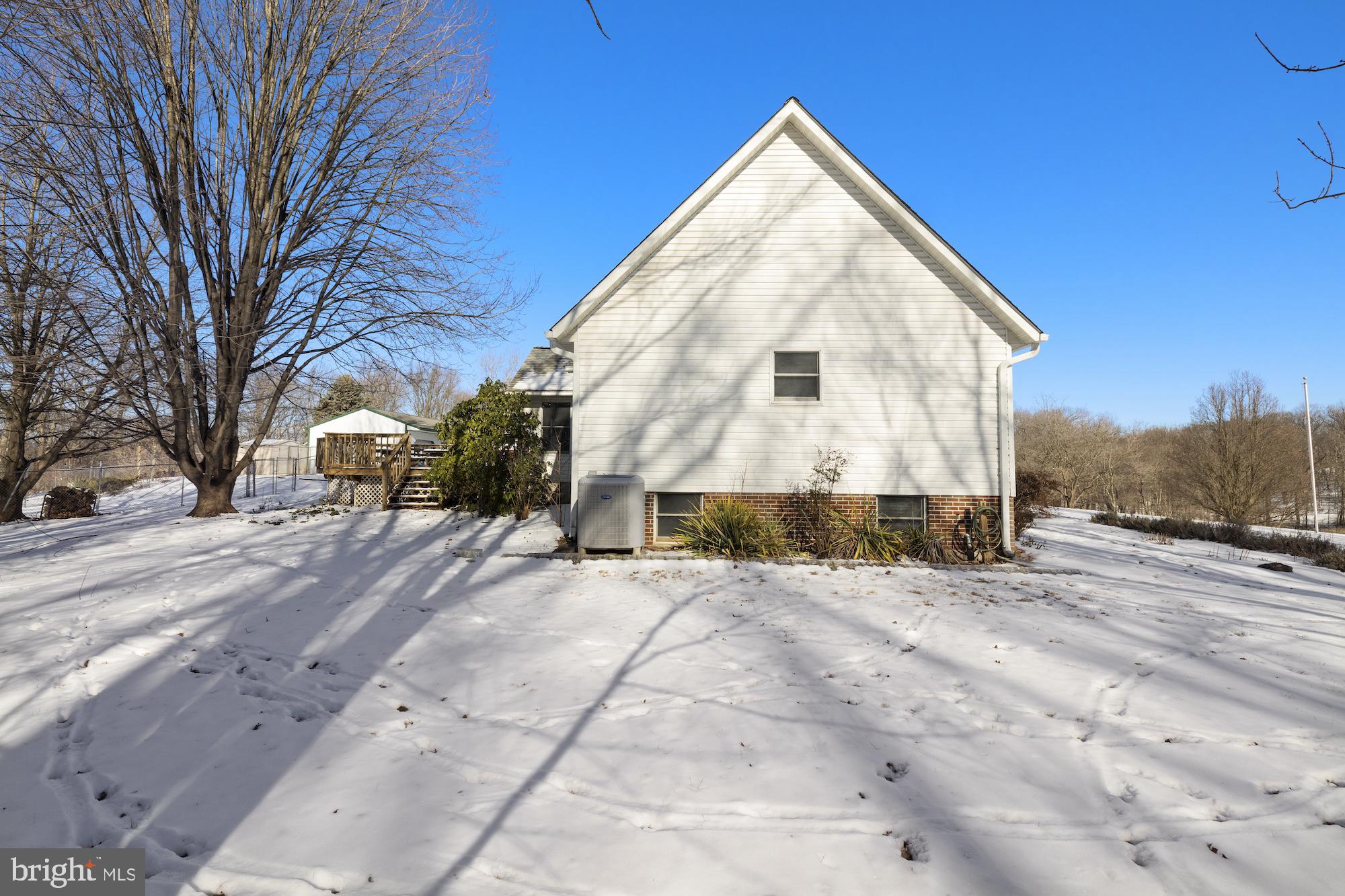 910 WESTERN CHAPEL ROAD