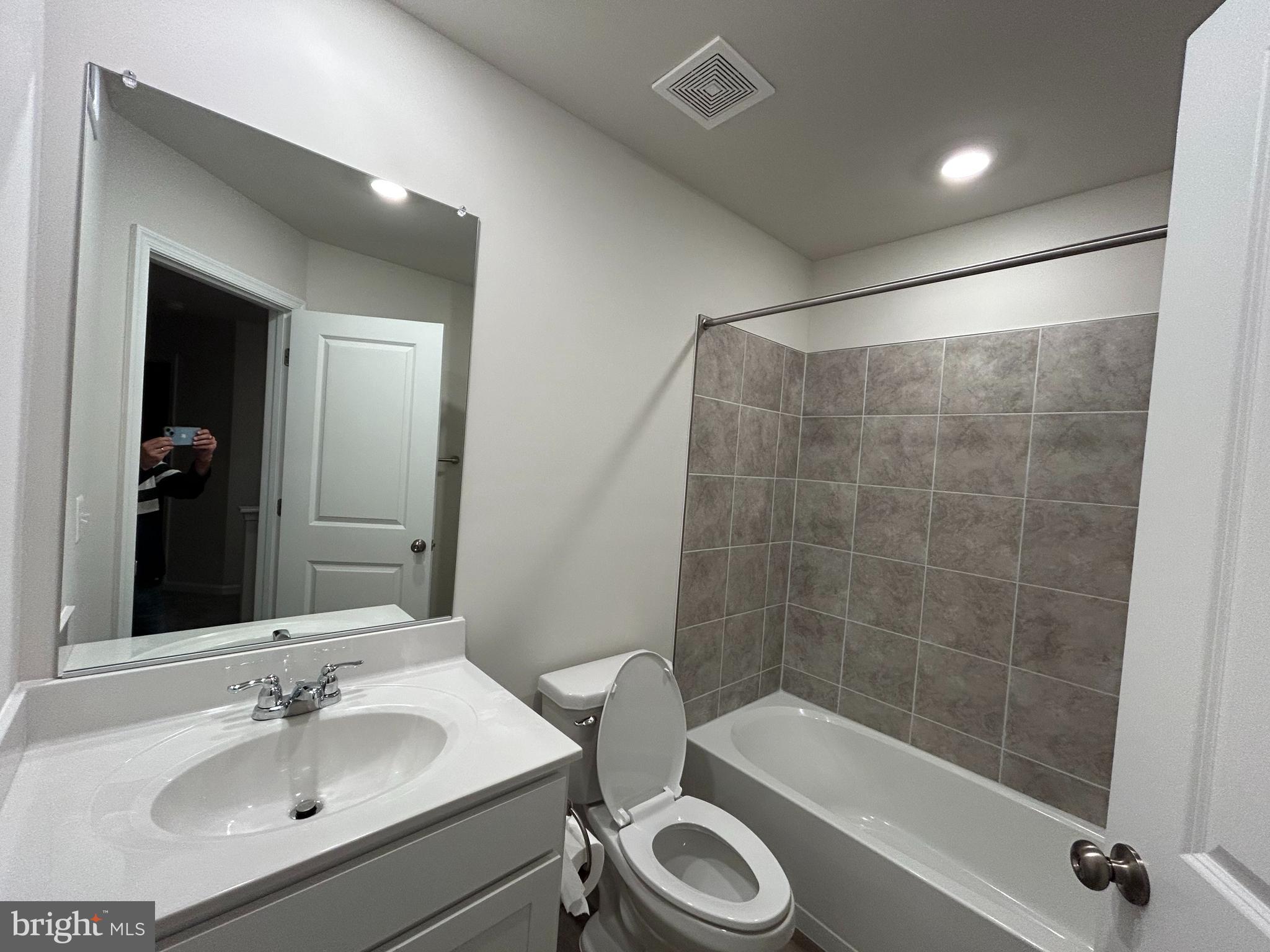 SHENANDOAH SPRINGS - Residential Lease