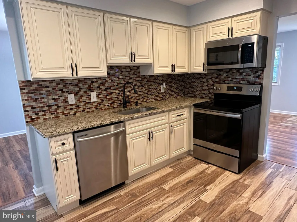 Additional image 7 of 319 Canterbury Court, Newtown, PA 18940