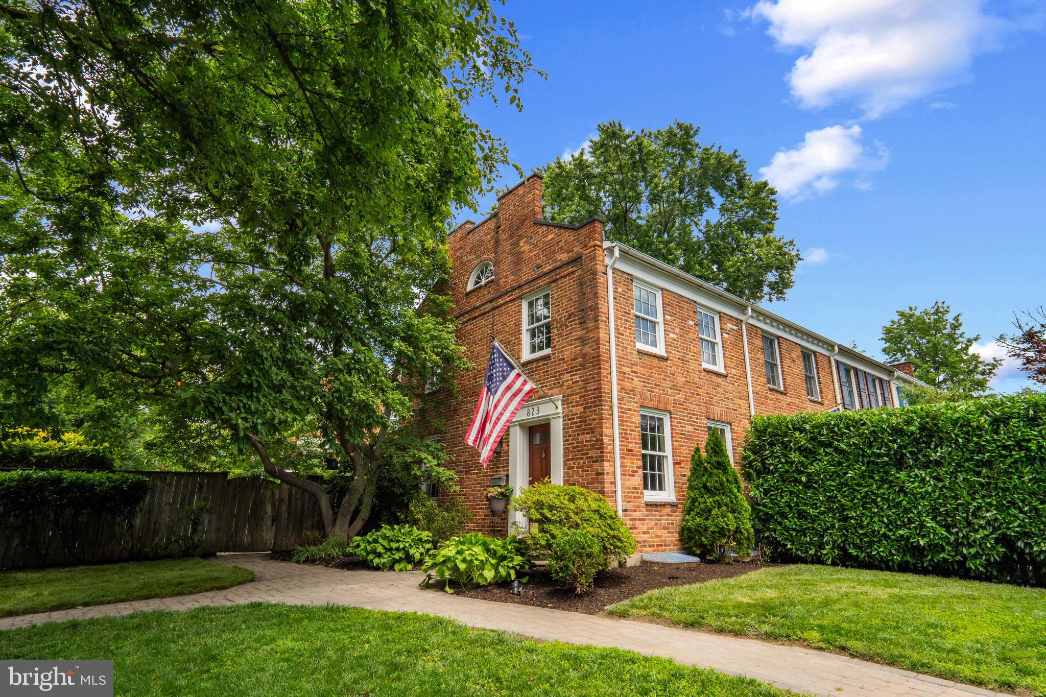 823 CHURCH STREET