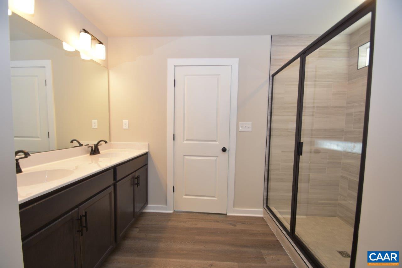 REEDY CREEK - Residential