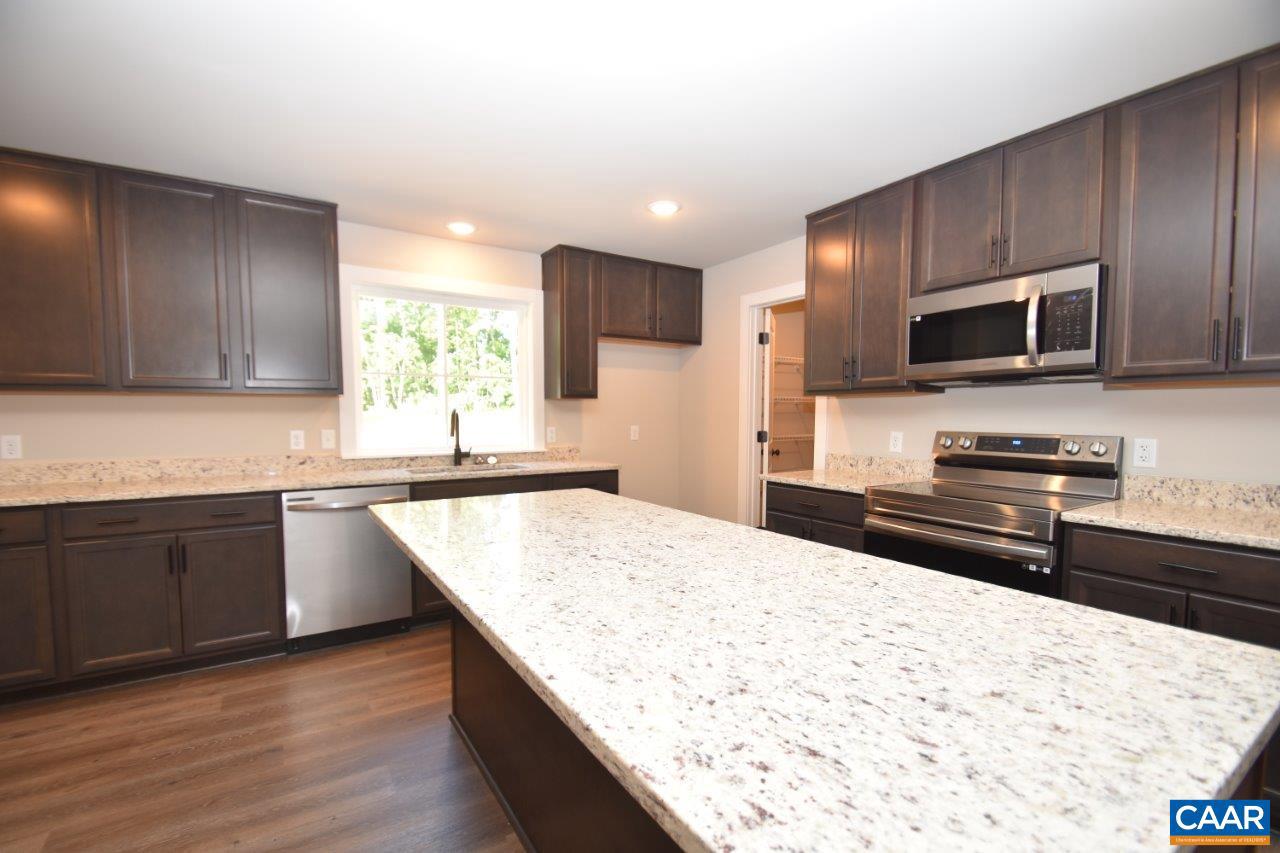 REEDY CREEK - Residential