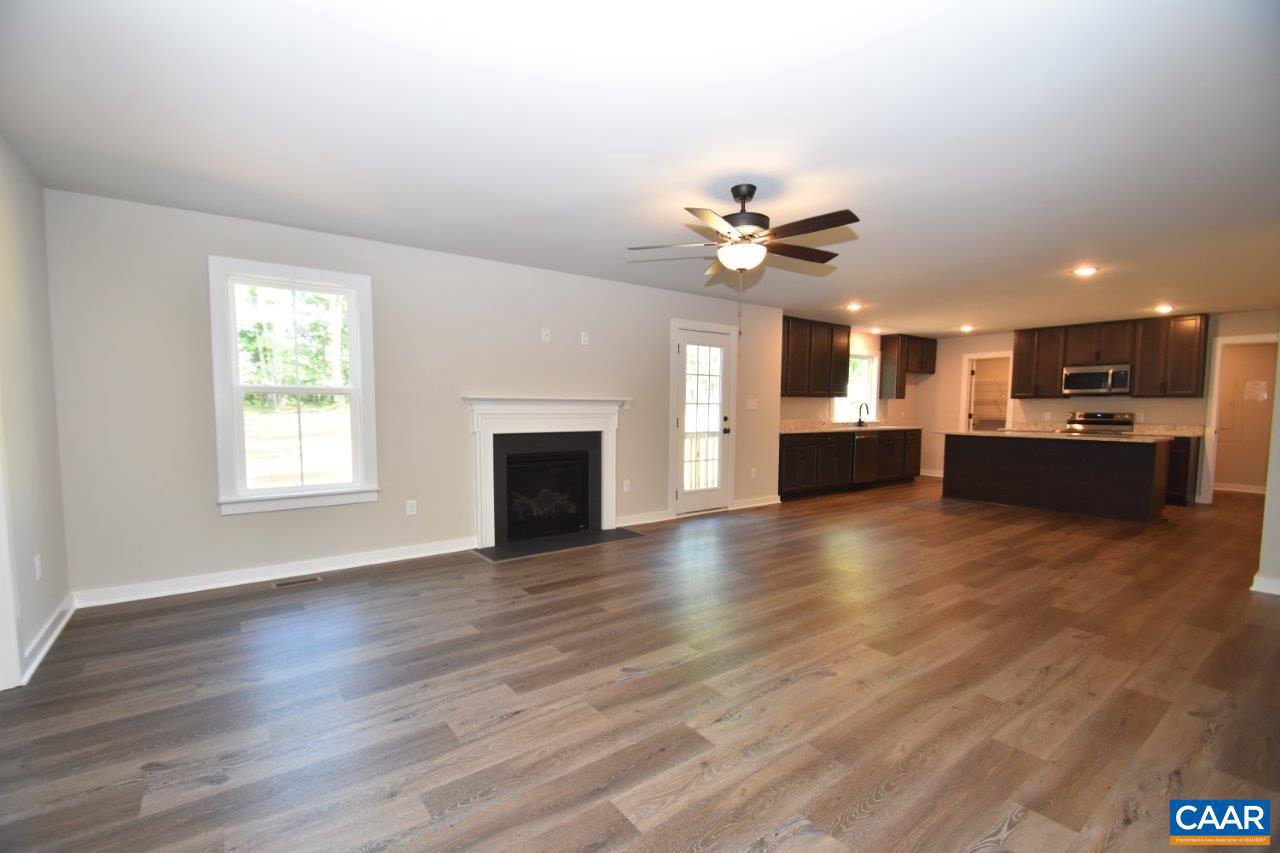 REEDY CREEK - Residential