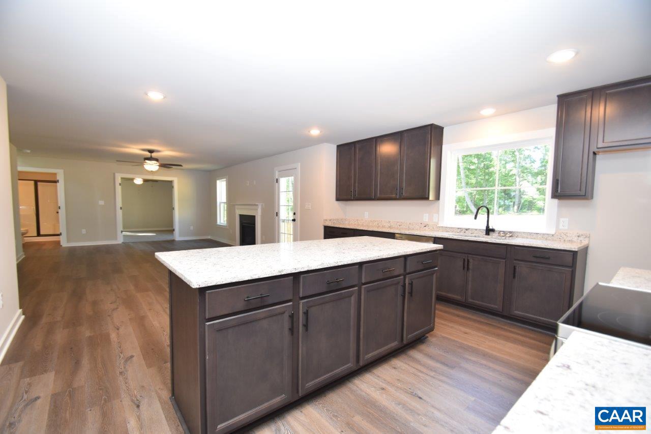 REEDY CREEK - Residential