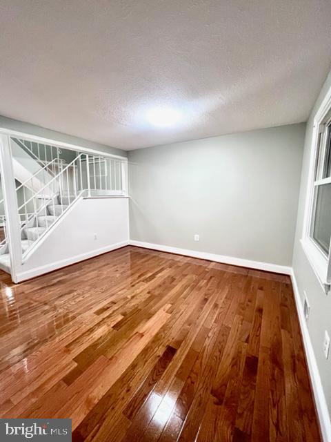 PINEWOOD HILL - Residential