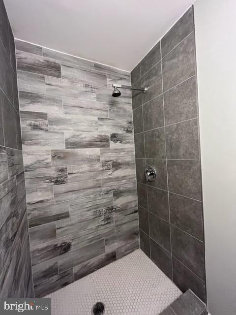 PINEWOOD HILL - Residential