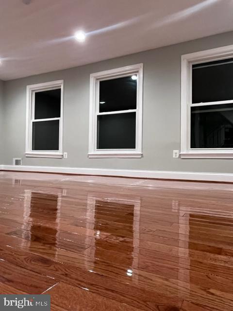 PINEWOOD HILL - Residential