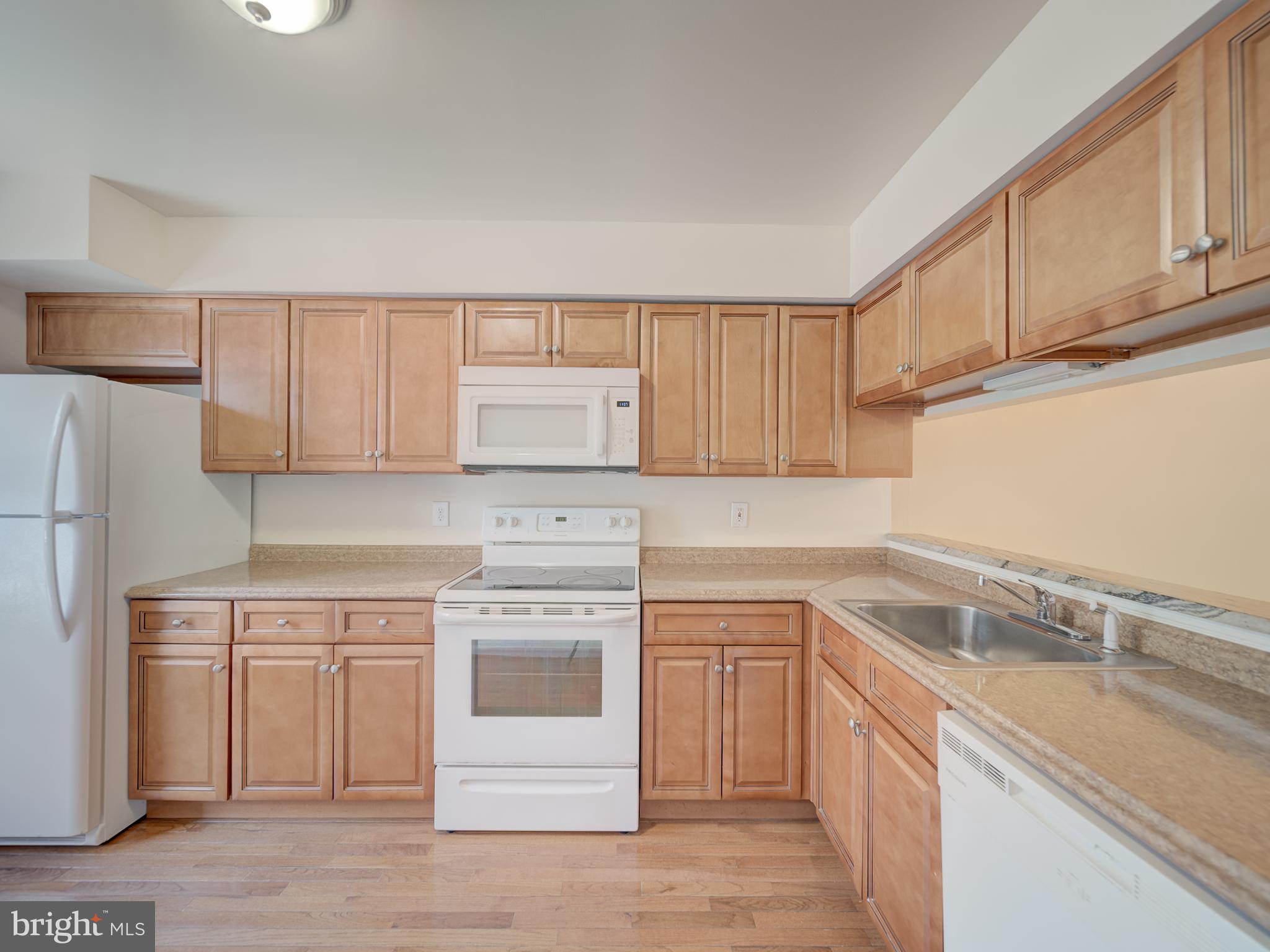 SPRINGFIELD OAKS - Residential Lease