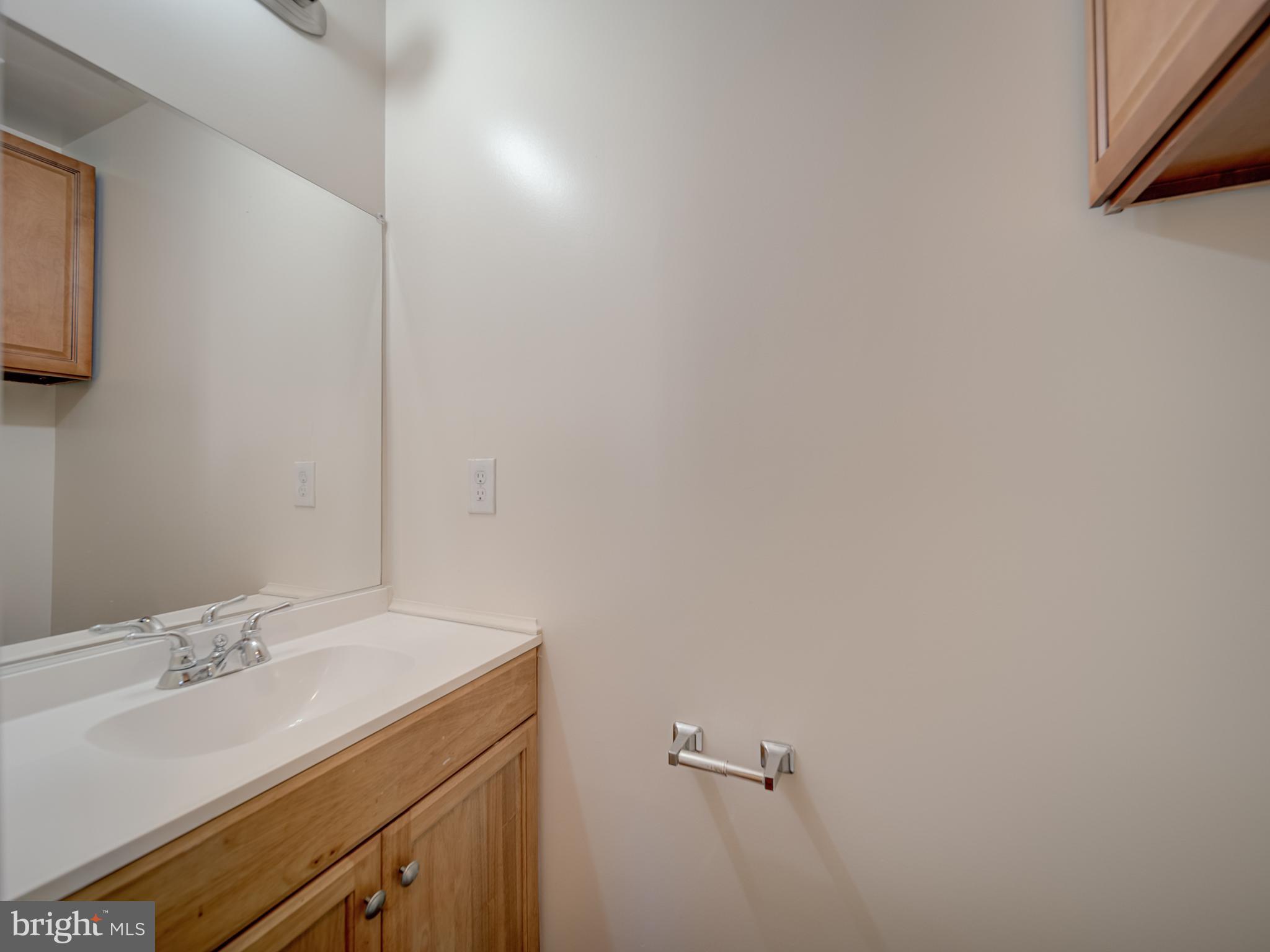 SPRINGFIELD OAKS - Residential Lease