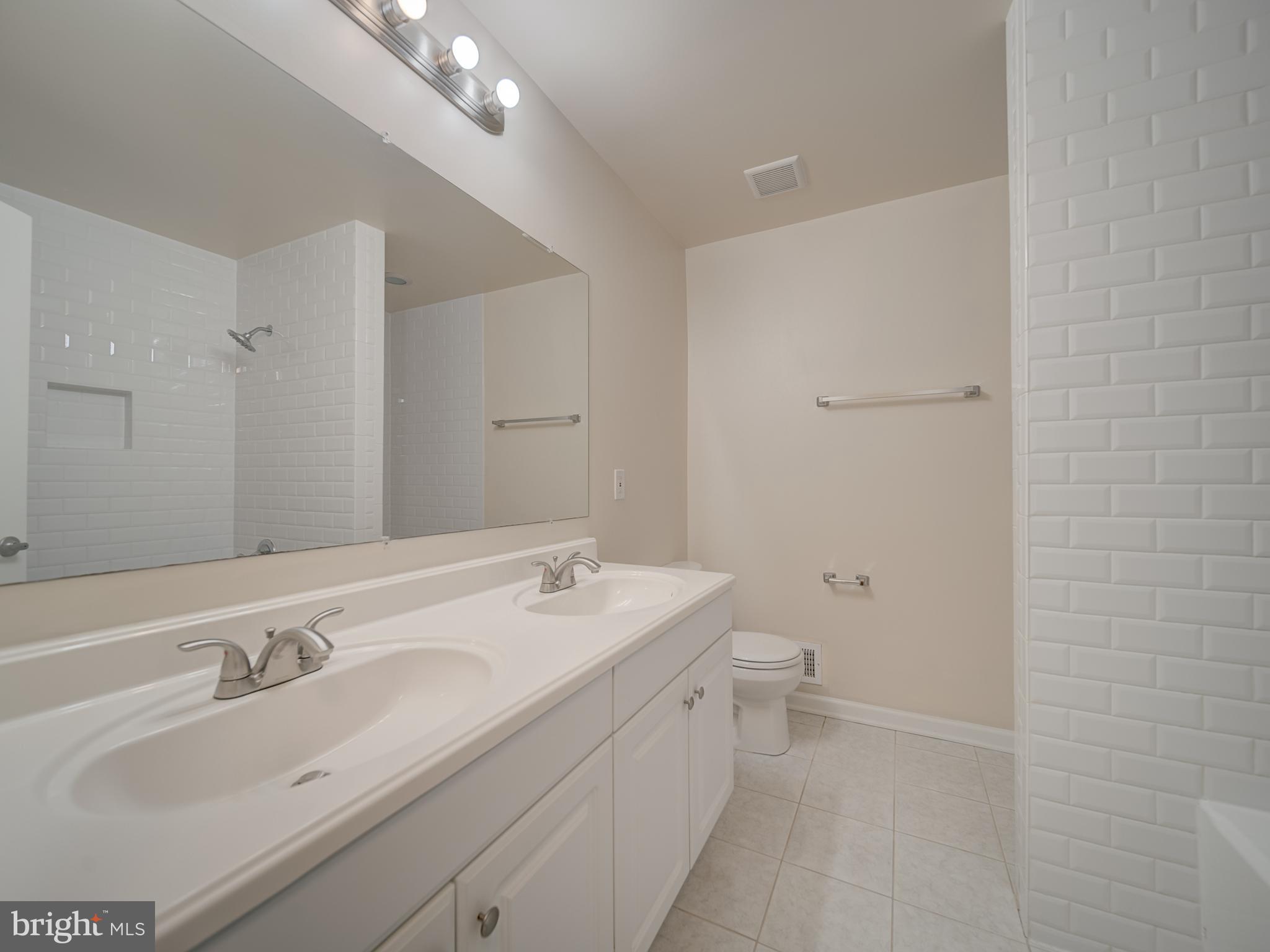 SPRINGFIELD OAKS - Residential Lease