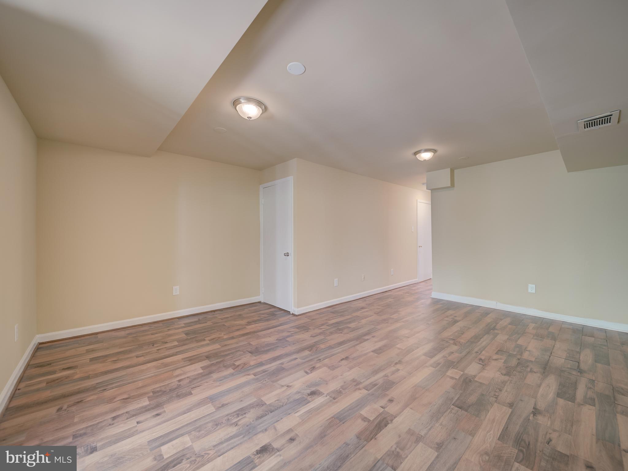 SPRINGFIELD OAKS - Residential Lease