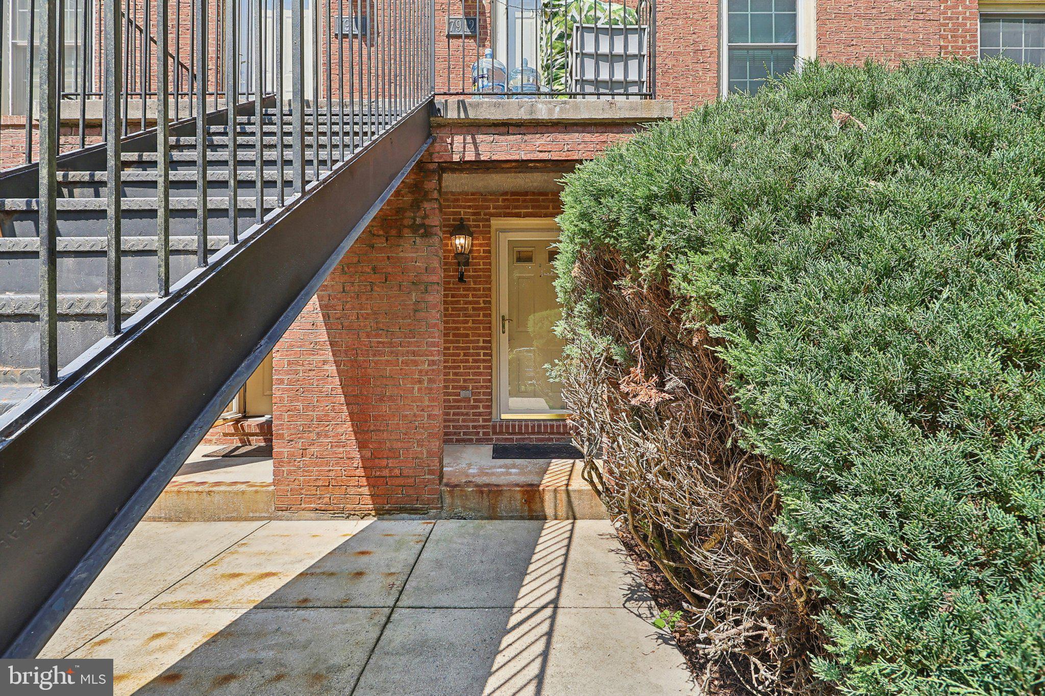 RIVER FALLS - Residential