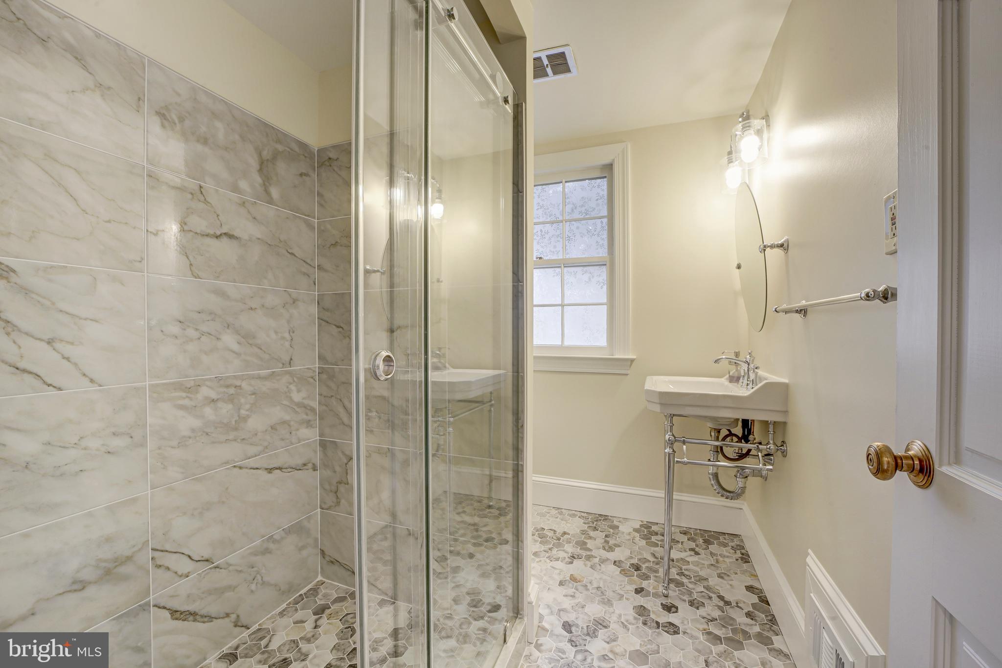 COLLEGE HEIGHTS ESTATES - Residential