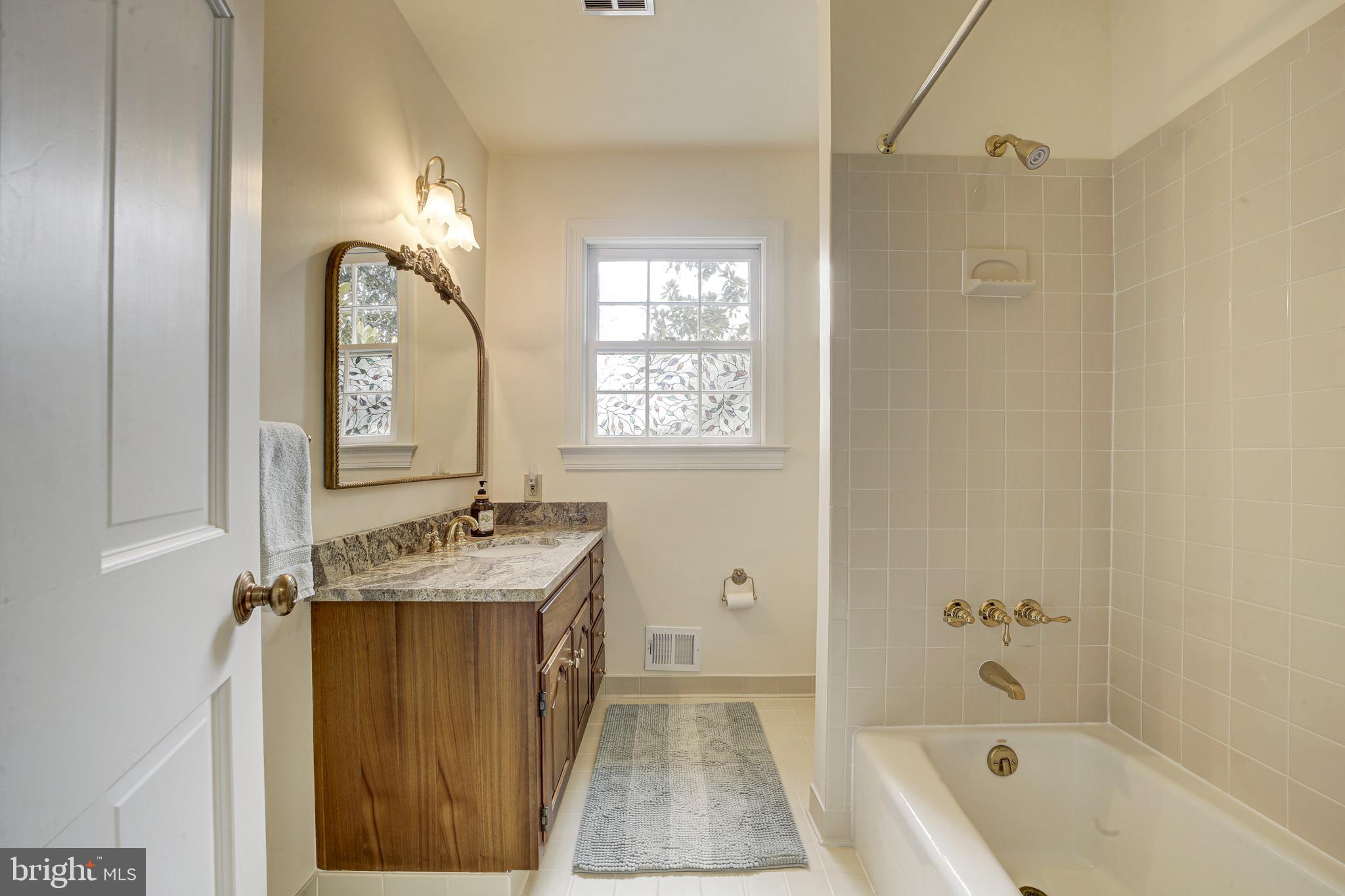 COLLEGE HEIGHTS ESTATES - Residential