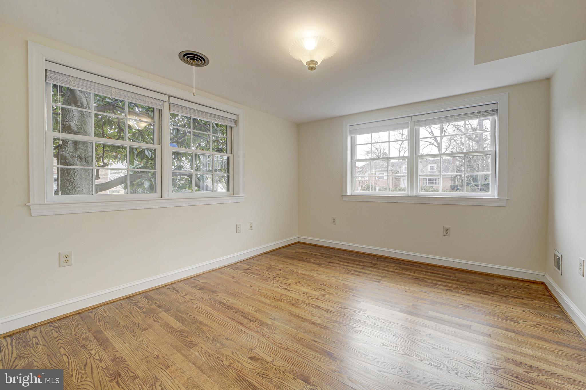 COLLEGE HEIGHTS ESTATES - Residential