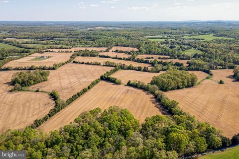 10230 LEES MILL ROAD WARRENTON VA 20186