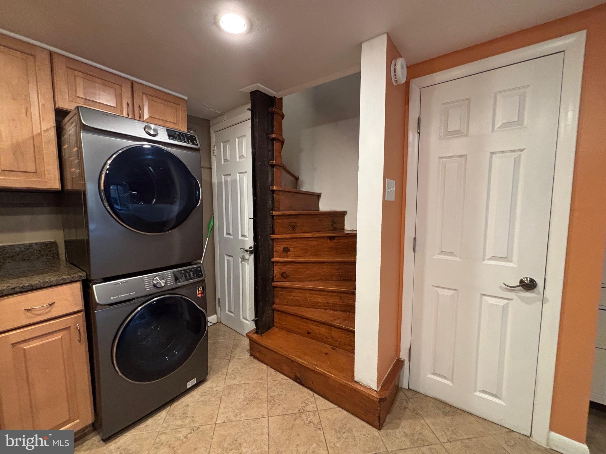 WASHINGTON SQ WEST - Residential Lease