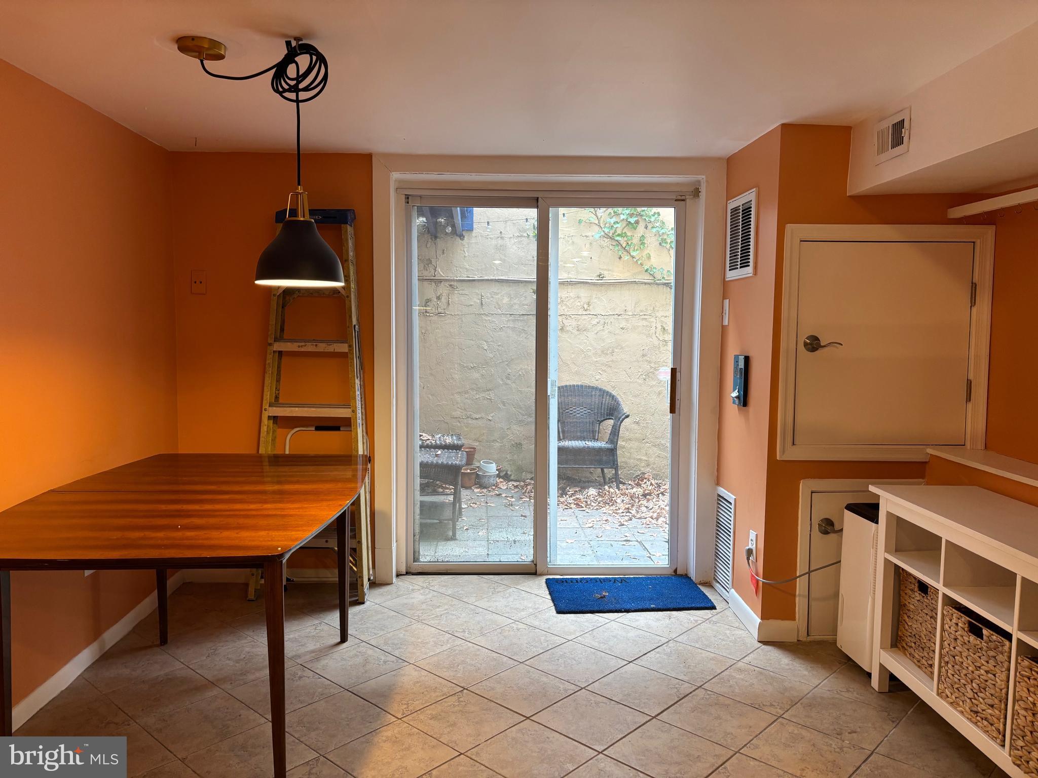 WASHINGTON SQ WEST - Residential Lease