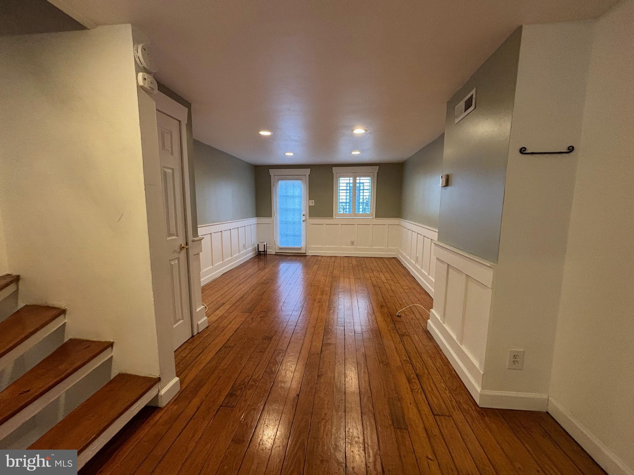 WASHINGTON SQ WEST - Residential Lease