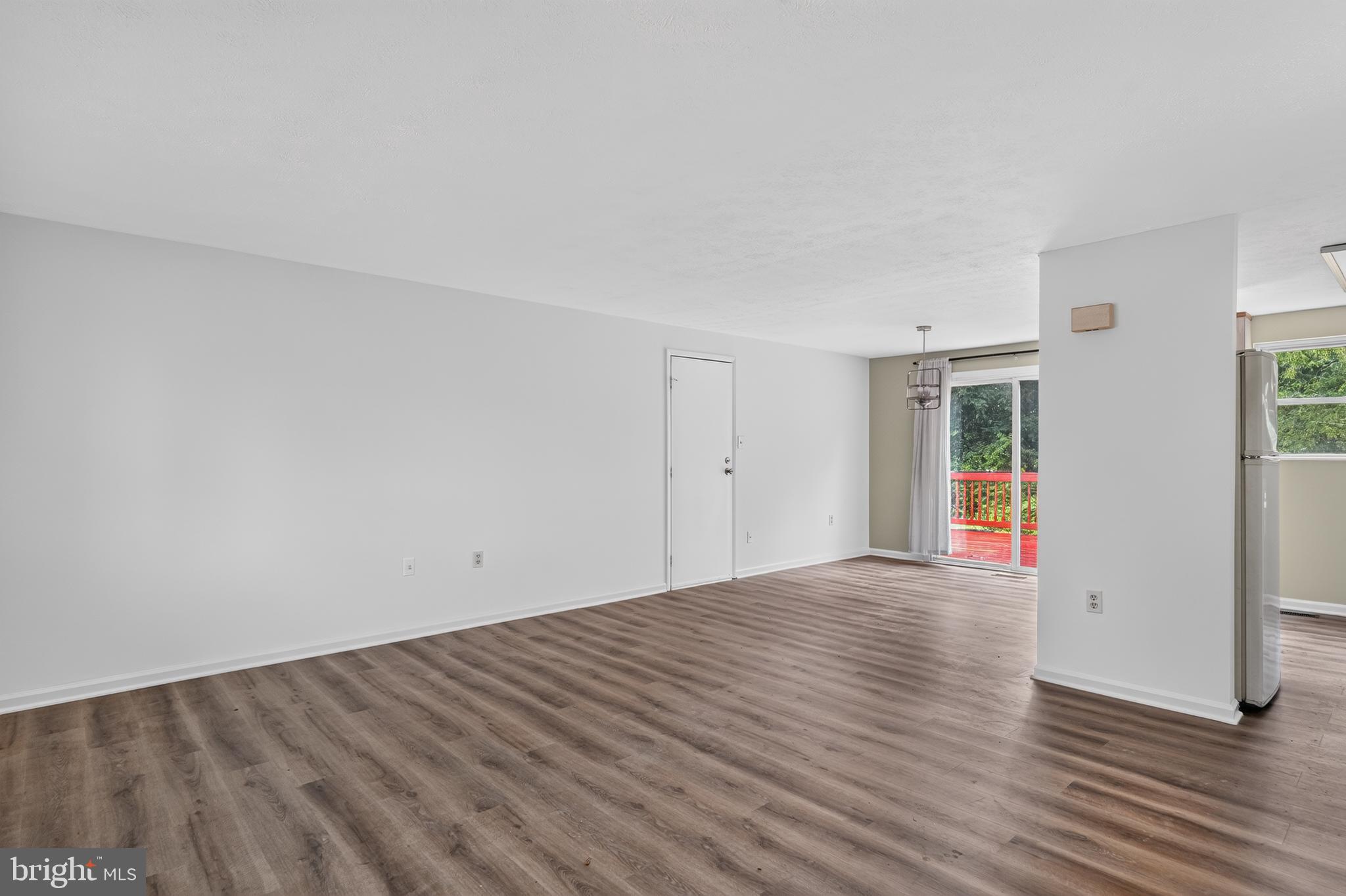 4312 ROLLING STONE WAY