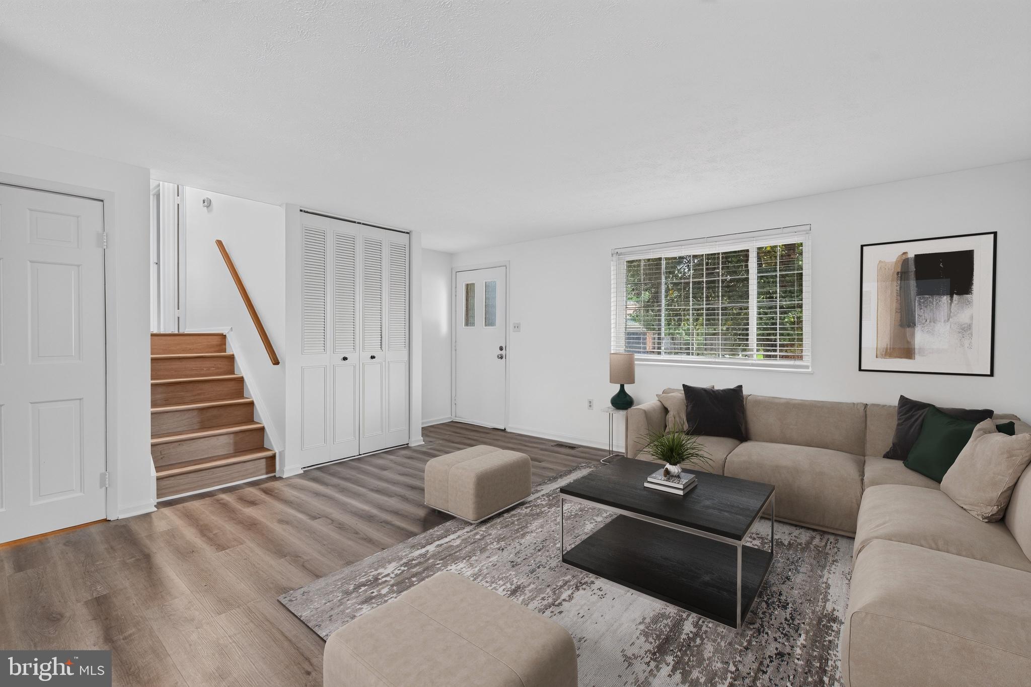 4312 ROLLING STONE WAY
