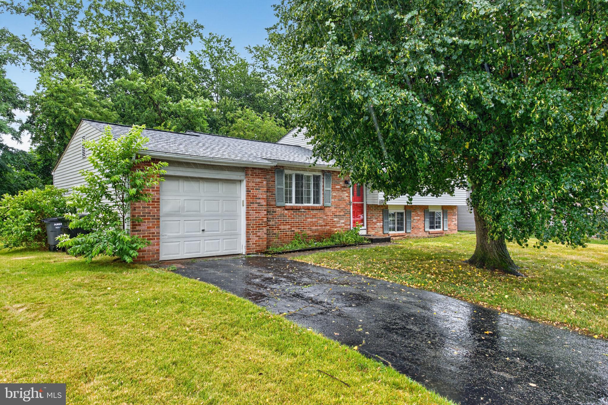4312 ROLLING STONE WAY