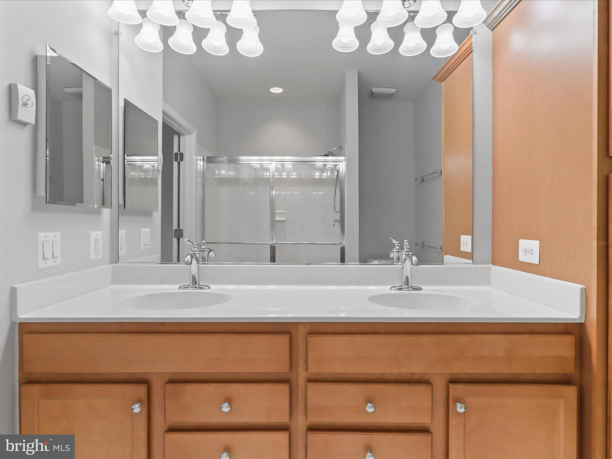 Fredericksburg, Virginia 22406, United States, 2 Bedrooms Bedrooms, ,2 BathroomsBathrooms,Residential,Contingent,140650