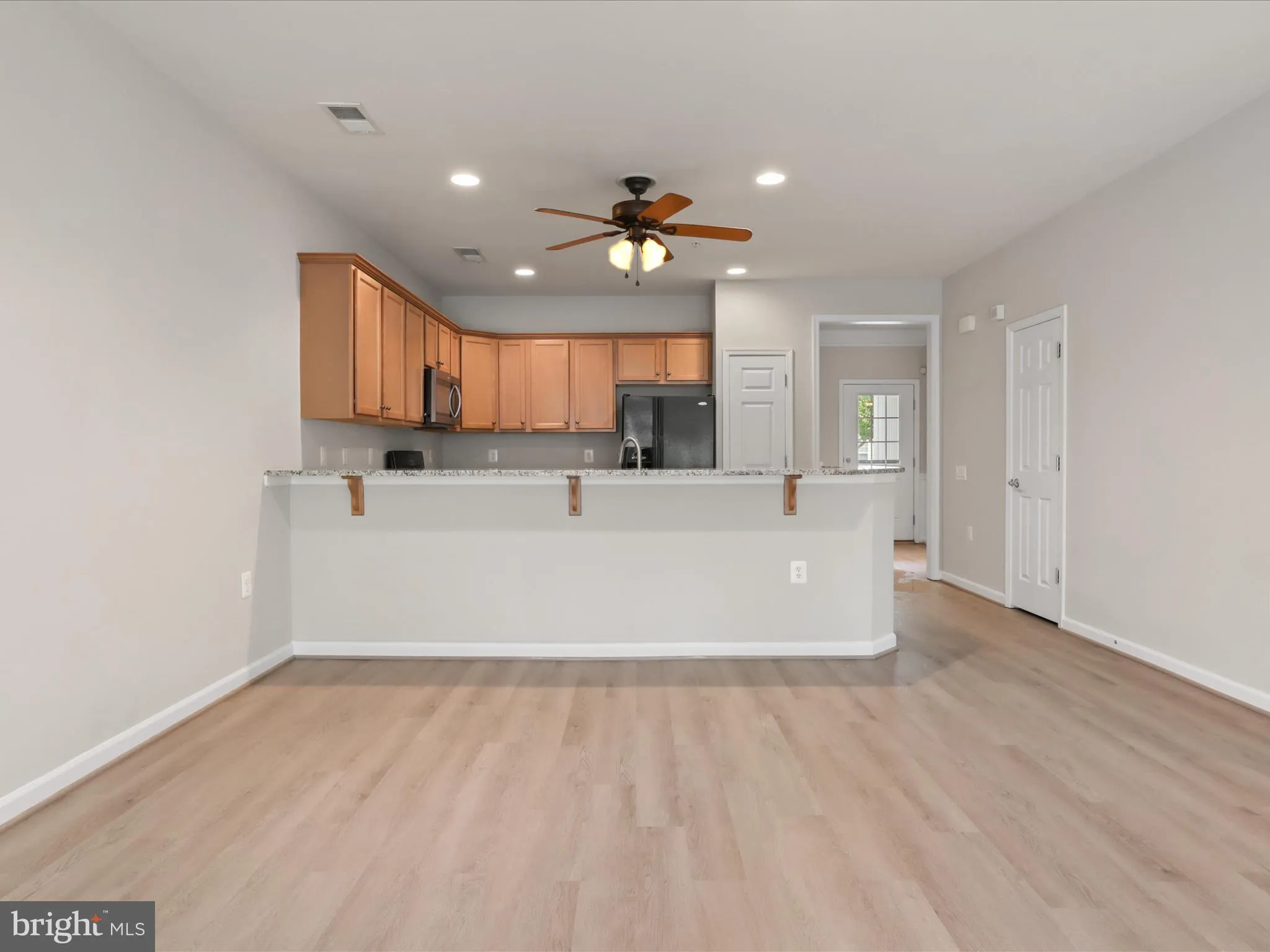 Fredericksburg, Virginia 22406, United States, 2 Bedrooms Bedrooms, ,2 BathroomsBathrooms,Residential,Contingent,140650