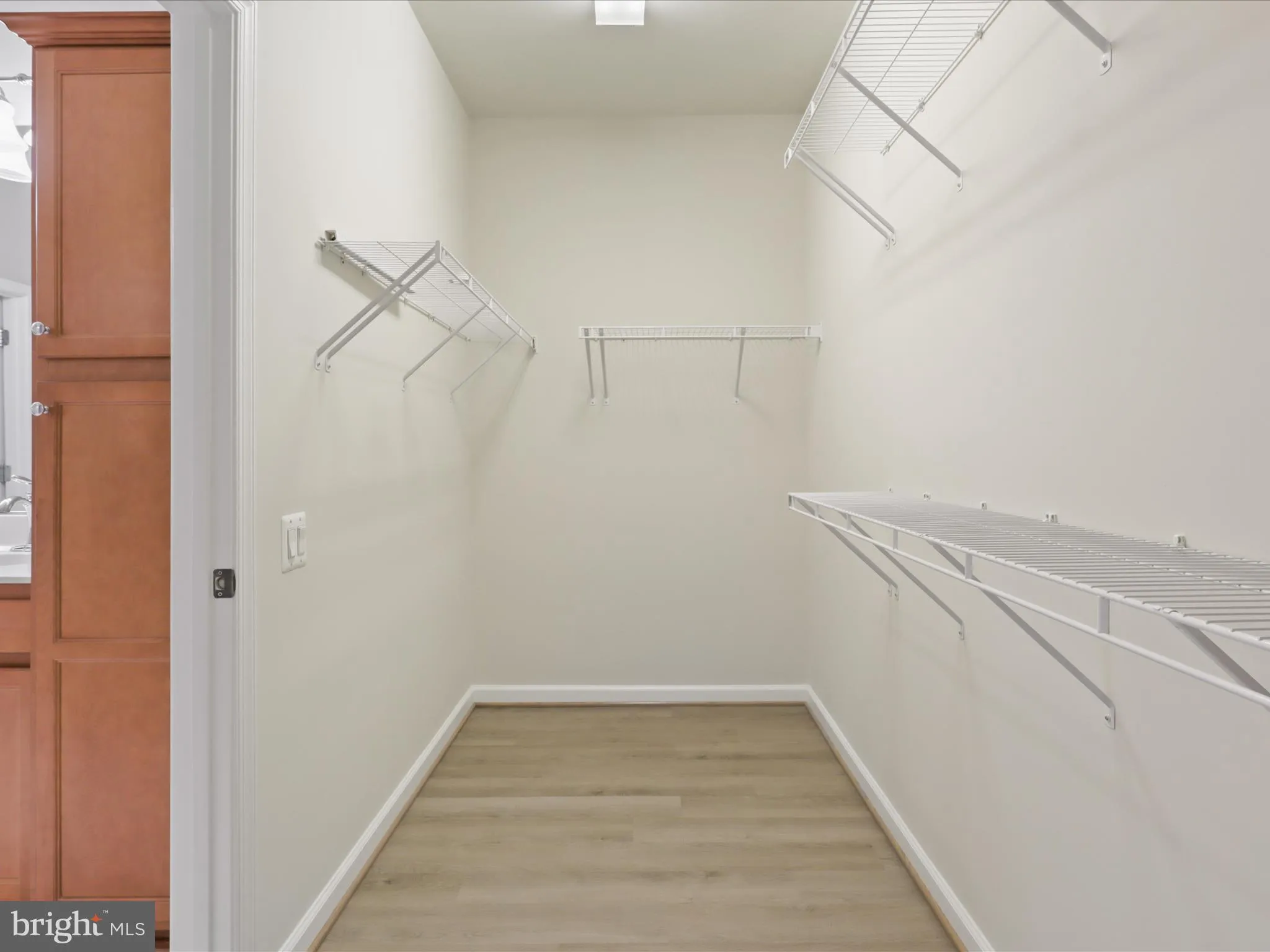 Fredericksburg, Virginia 22406, United States, 2 Bedrooms Bedrooms, ,2 BathroomsBathrooms,Residential,Contingent,140650