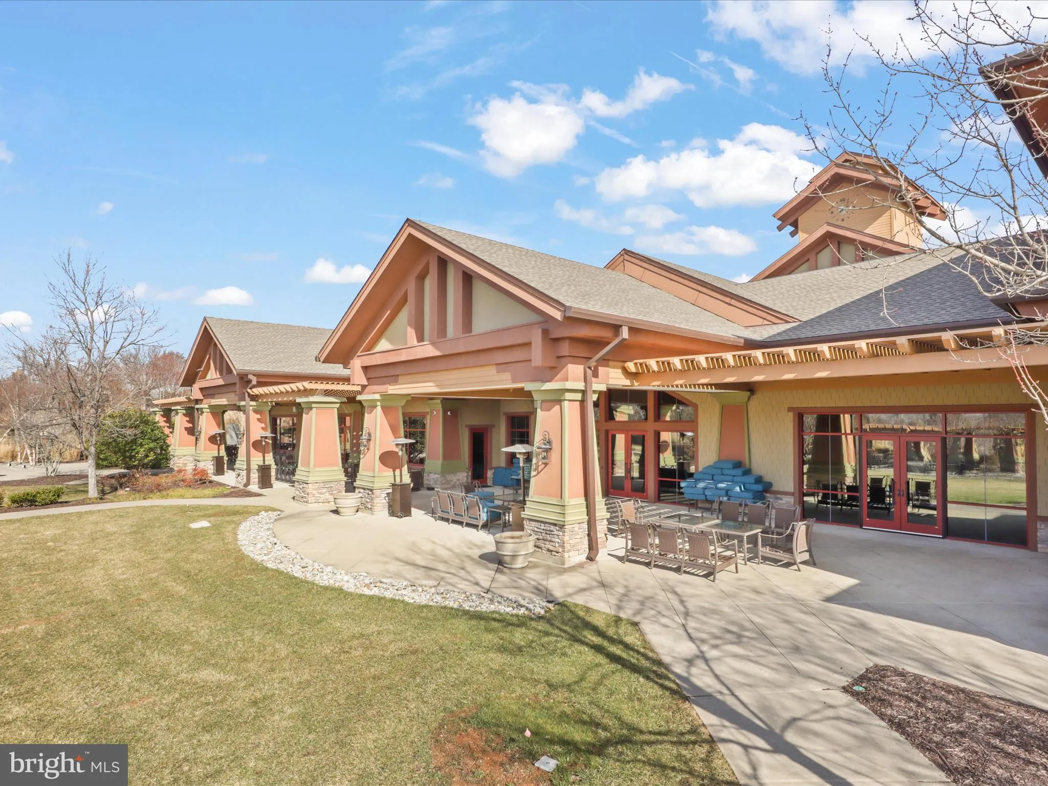 Fredericksburg, Virginia 22406, United States, 2 Bedrooms Bedrooms, ,2 BathroomsBathrooms,Residential,Contingent,140650