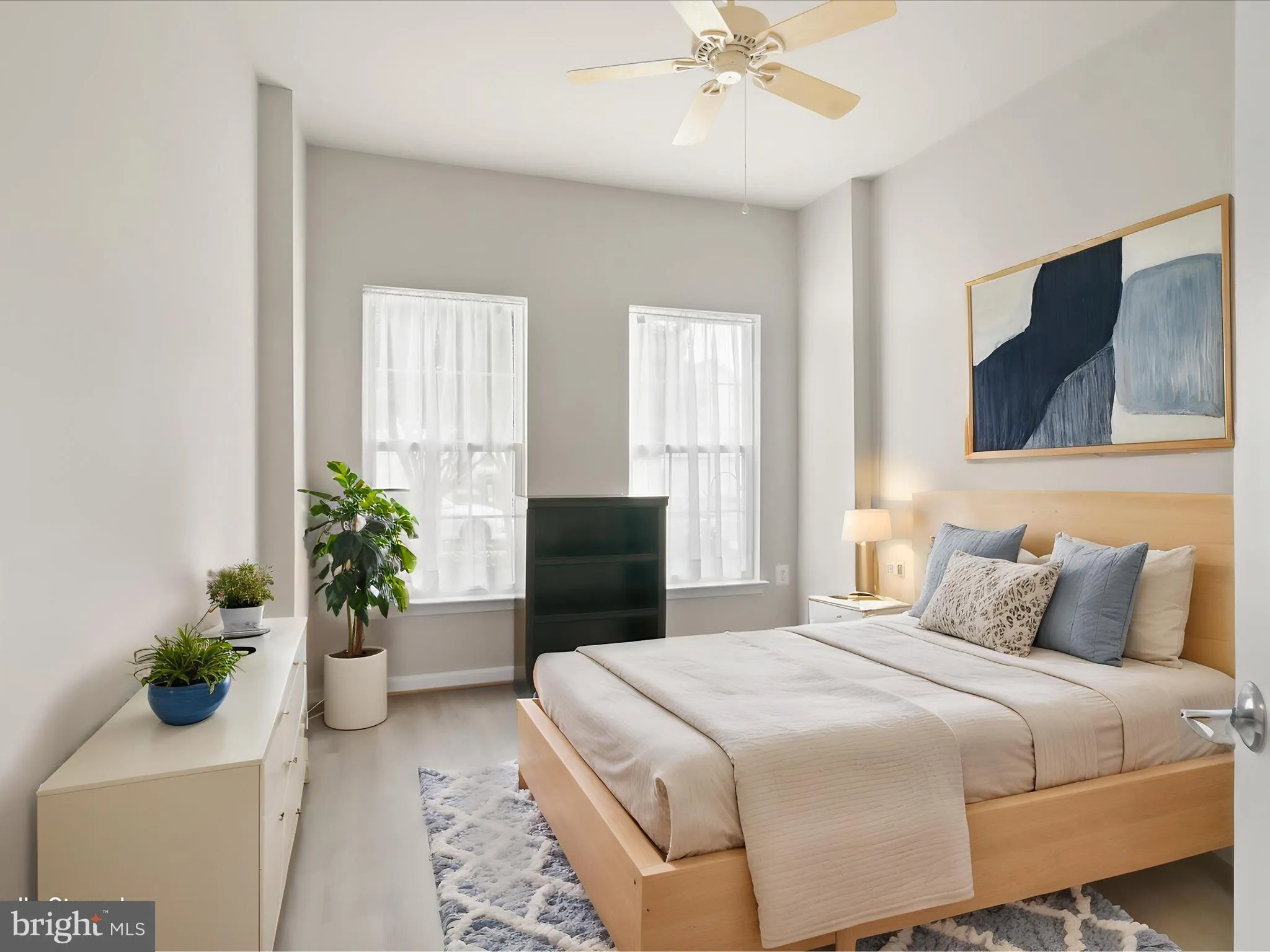 Fredericksburg, Virginia 22406, United States, 2 Bedrooms Bedrooms, ,2 BathroomsBathrooms,Residential,Contingent,140650