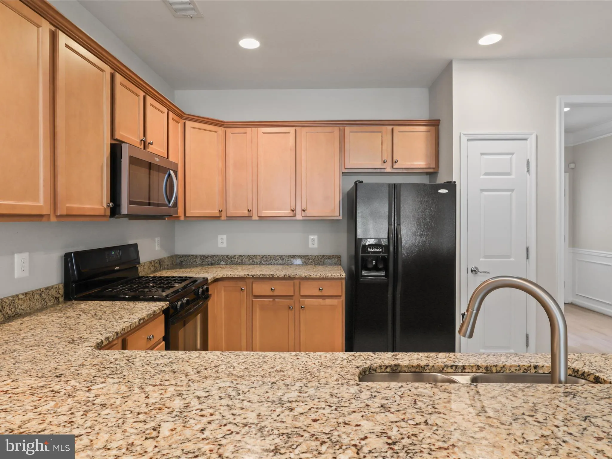 Fredericksburg, Virginia 22406, United States, 2 Bedrooms Bedrooms, ,2 BathroomsBathrooms,Residential,Contingent,140650