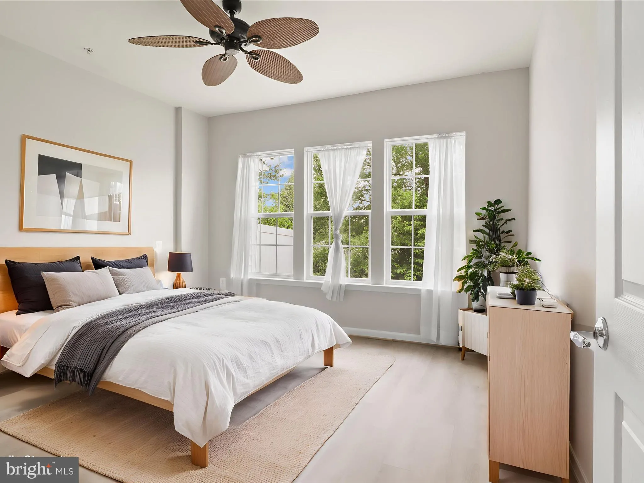 Fredericksburg, Virginia 22406, United States, 2 Bedrooms Bedrooms, ,2 BathroomsBathrooms,Residential,Contingent,140650