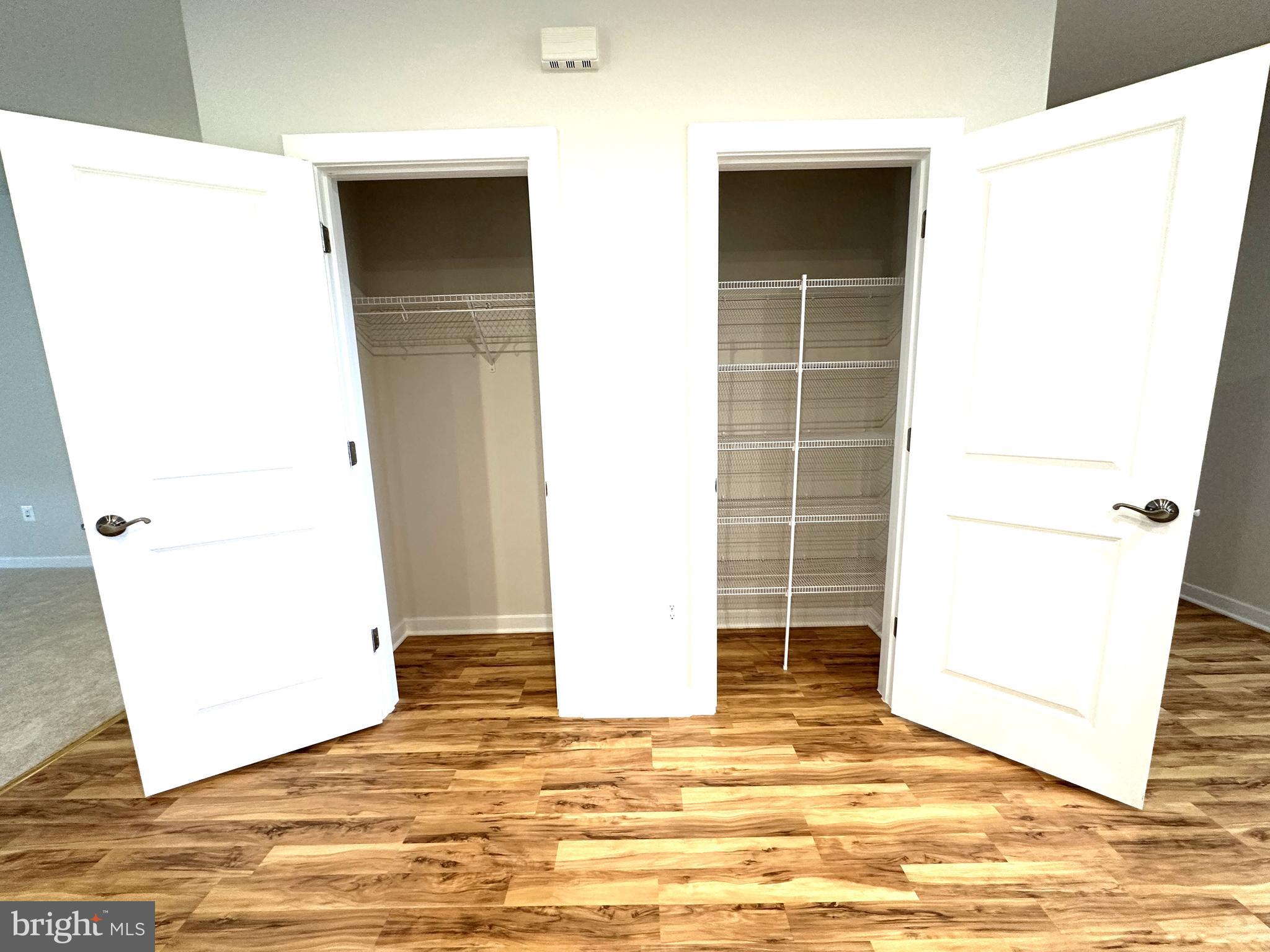 DULLES TECHNOLOGY - Residential Lease