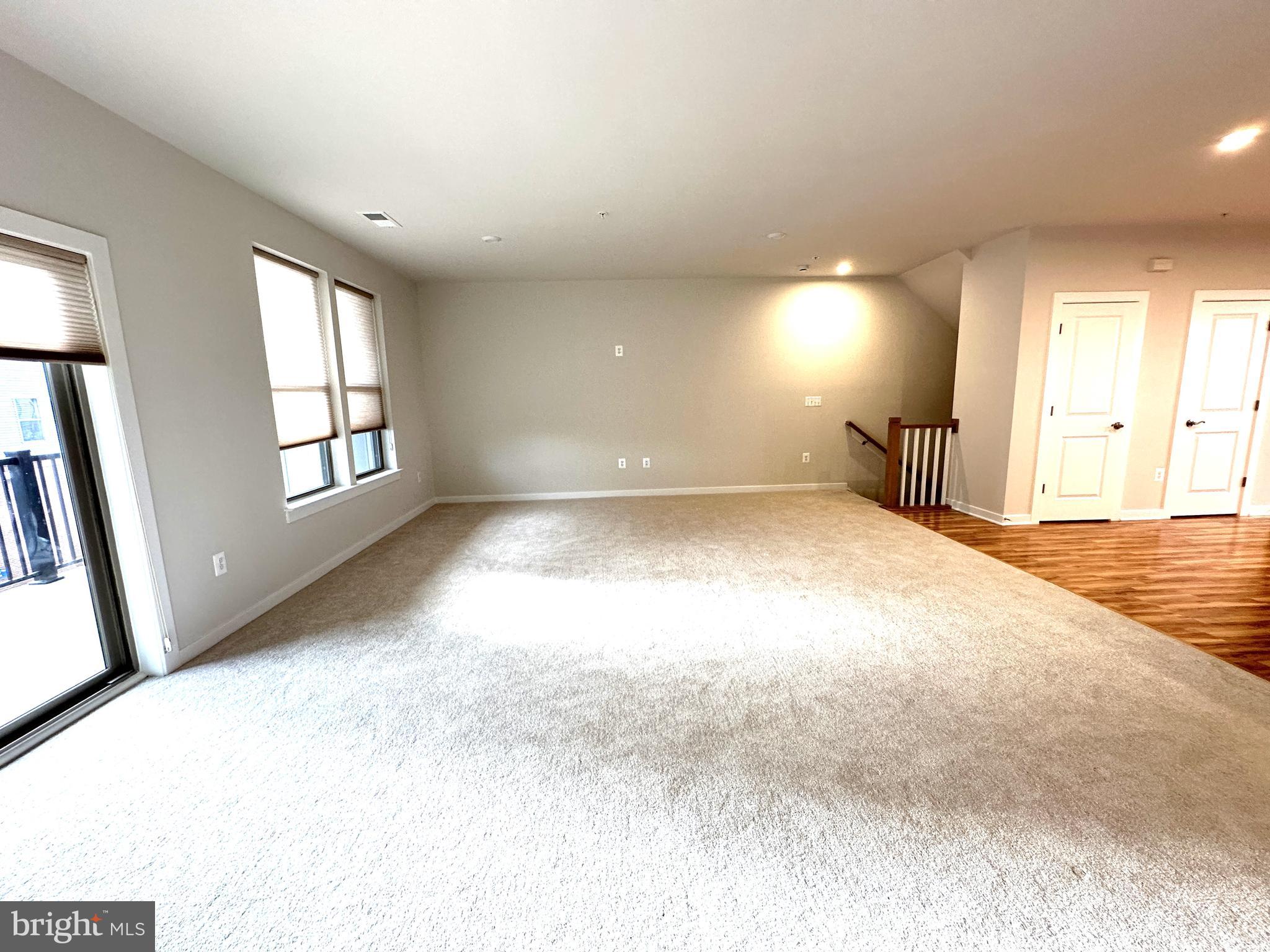 DULLES TECHNOLOGY - Residential Lease