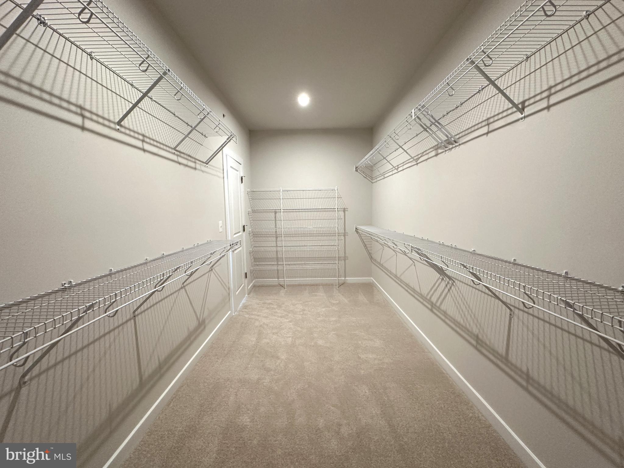 DULLES TECHNOLOGY - Residential Lease