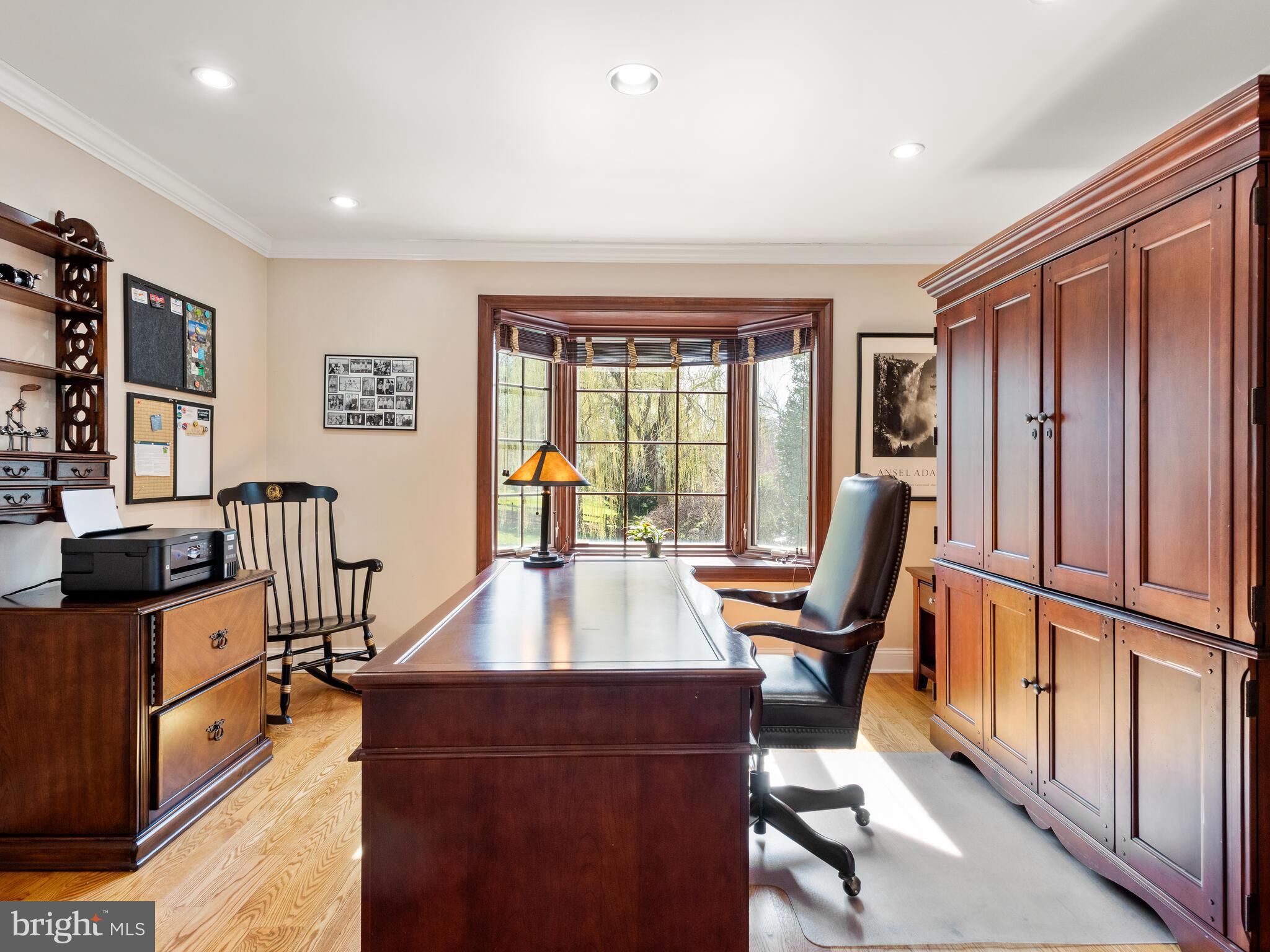 BOW TREE - Residential