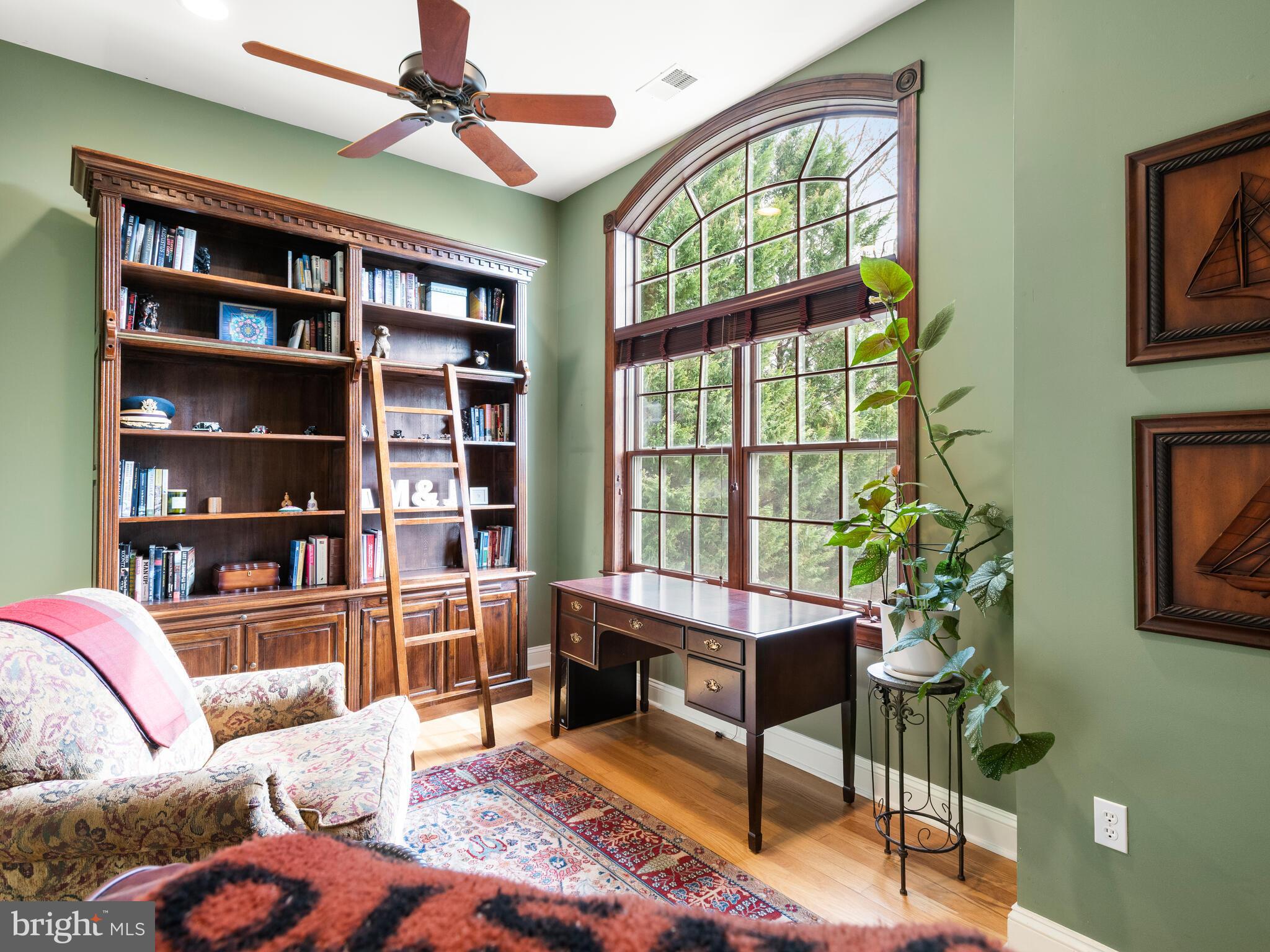 BOW TREE - Residential