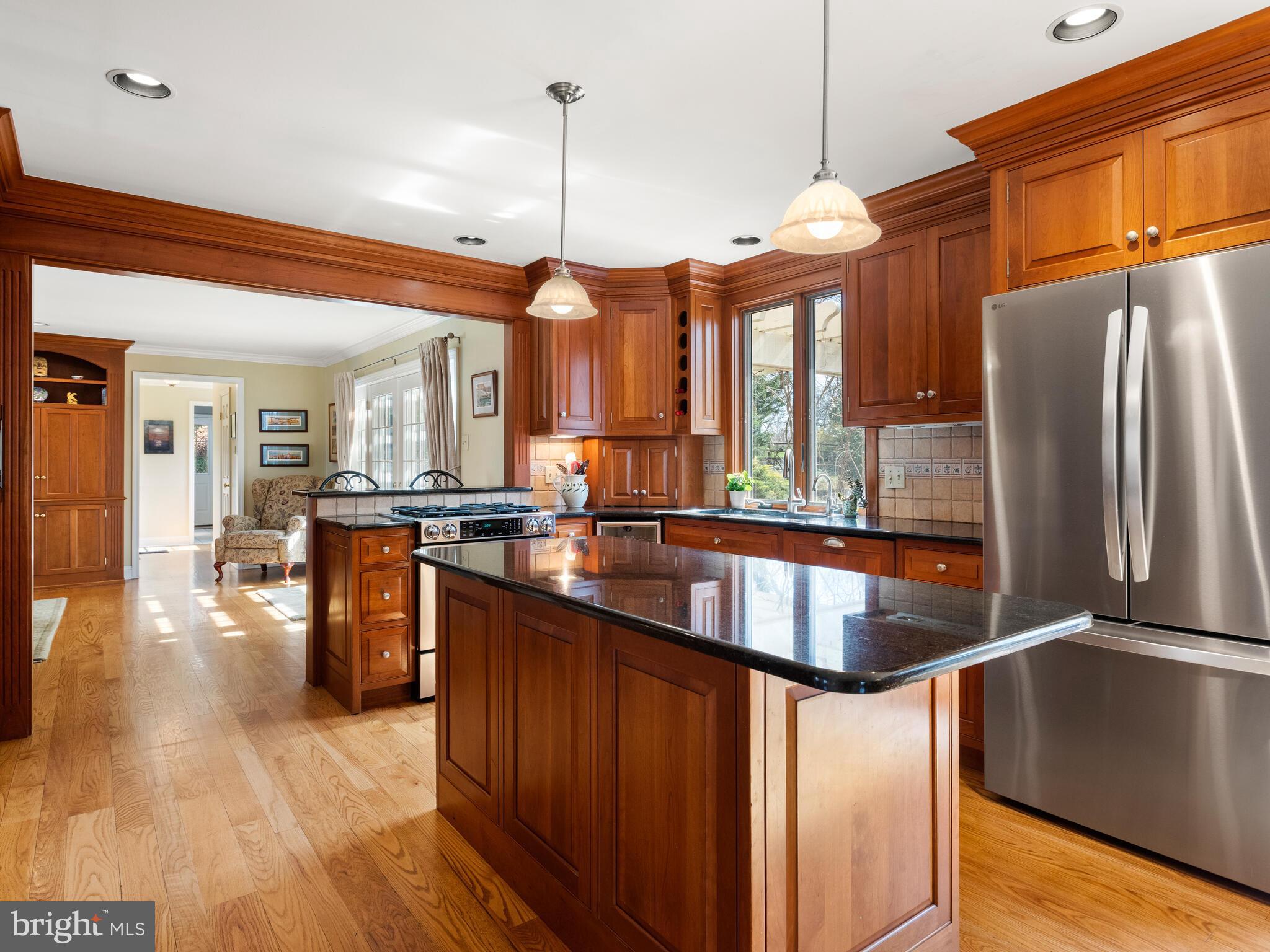 BOW TREE - Residential