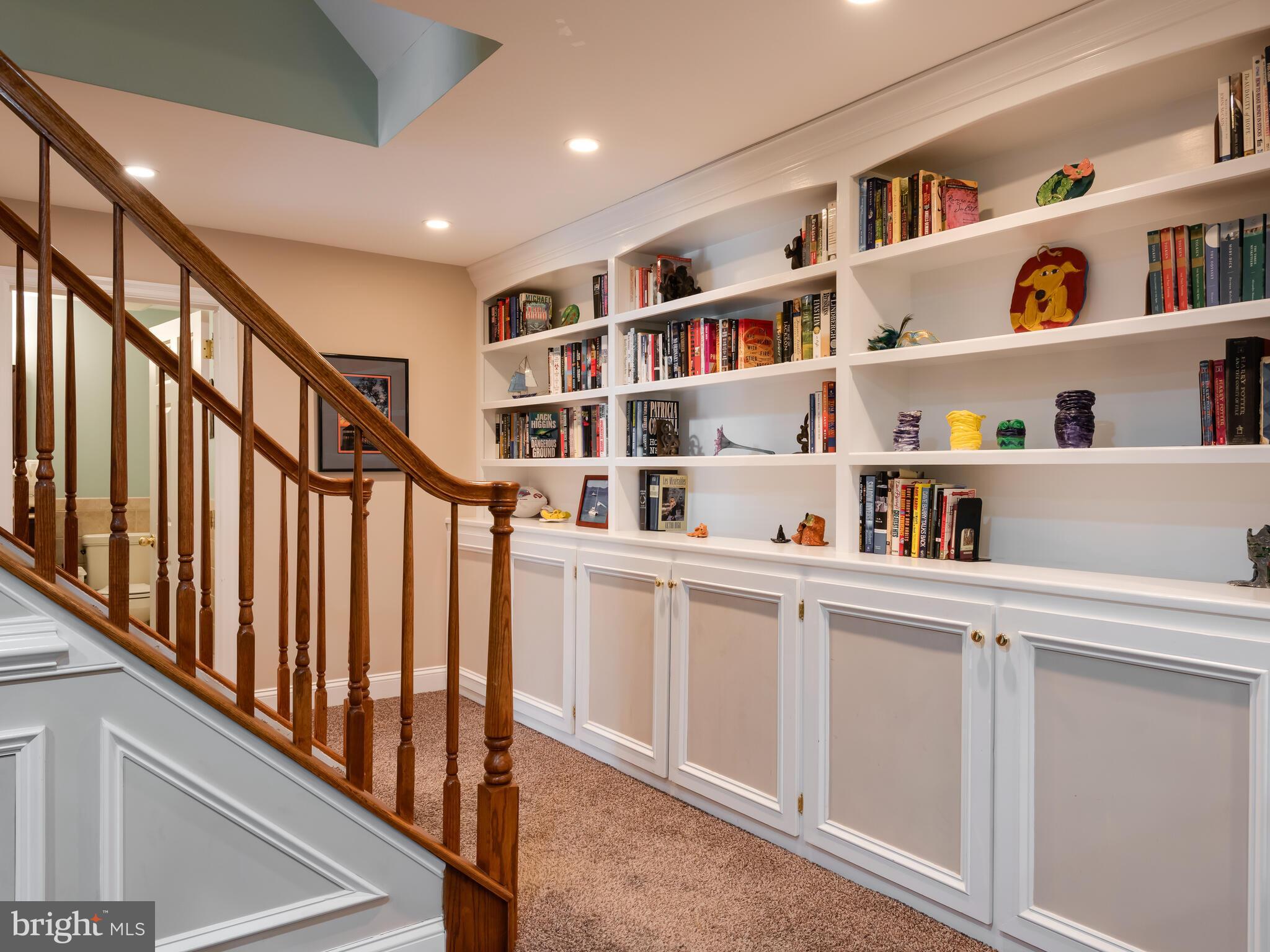 BOW TREE - Residential