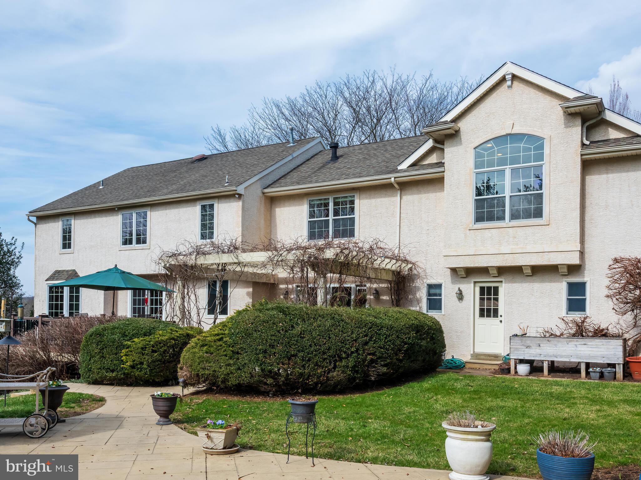 BOW TREE - Residential